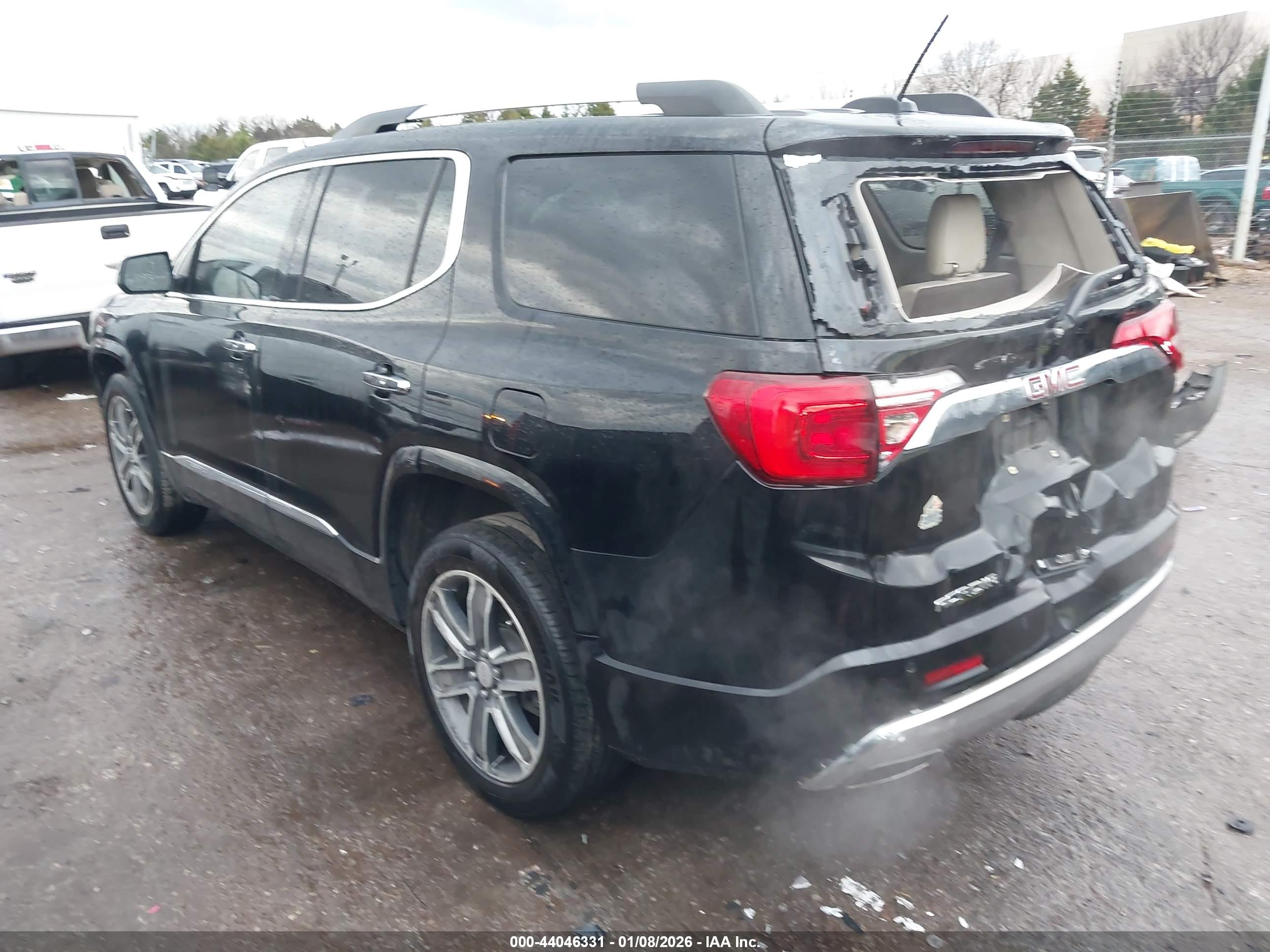 GMC ACADIA image 3