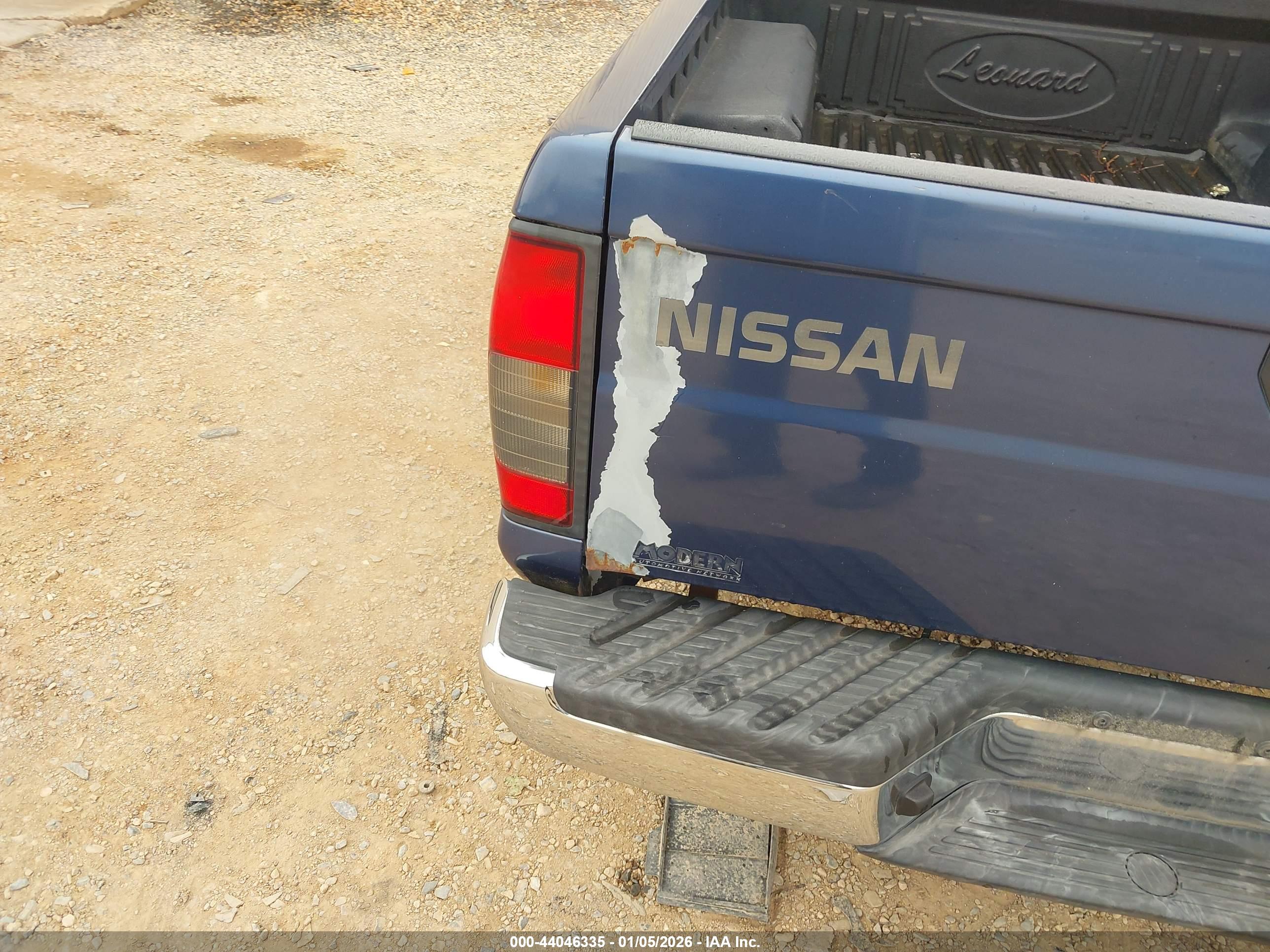 NISSAN FRONTIER image 6