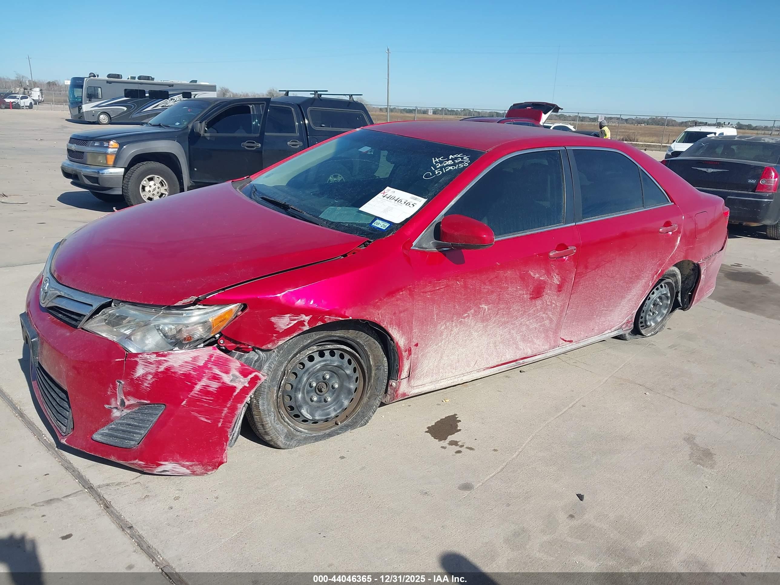 TOYOTA CAMRY image 2