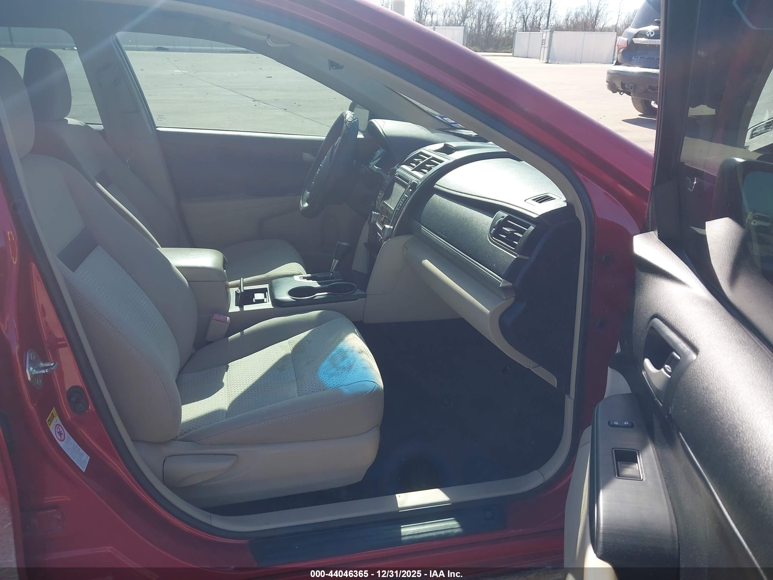 TOYOTA CAMRY image 5