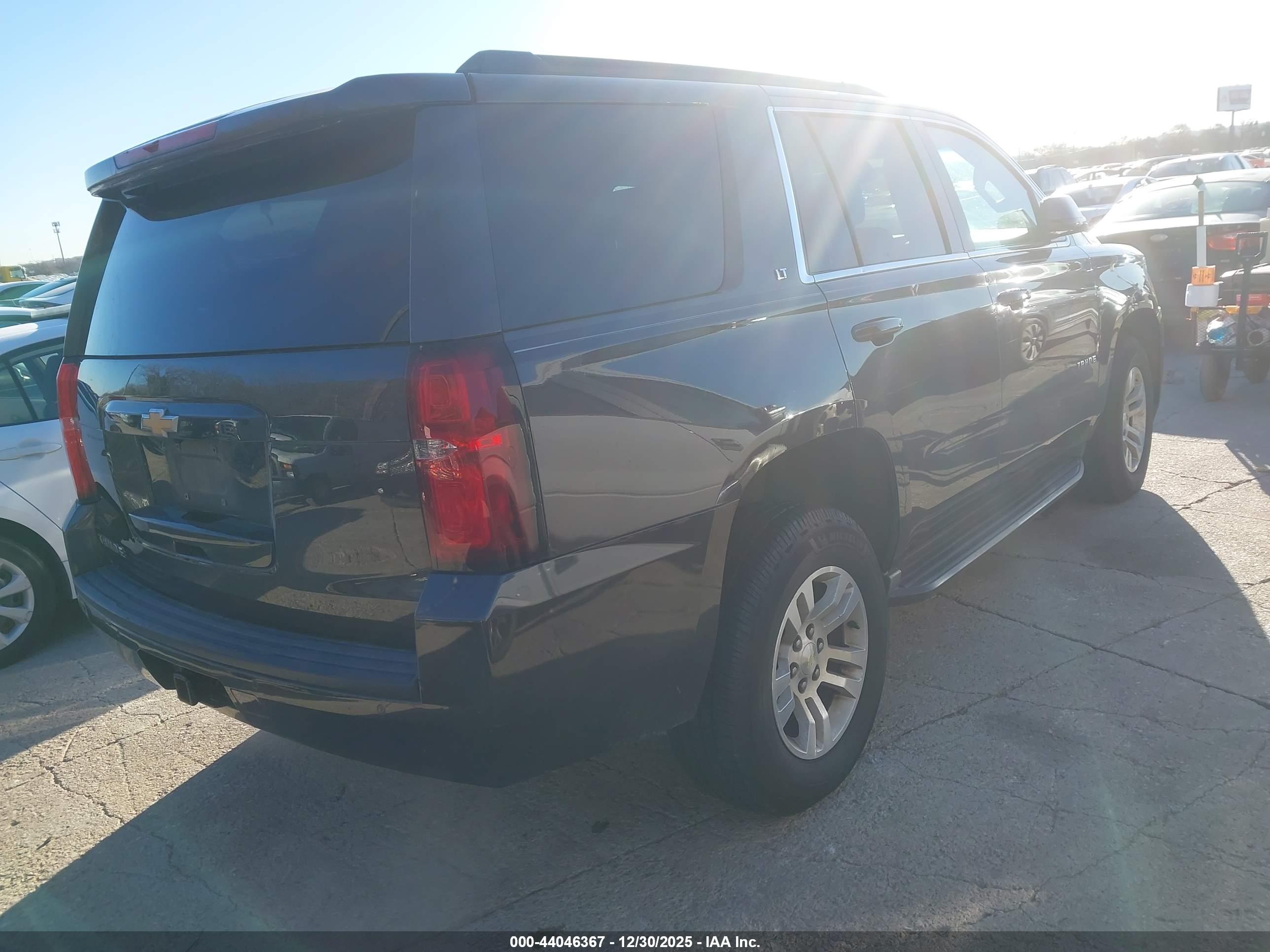 CHEVROLET TAHOE image 4