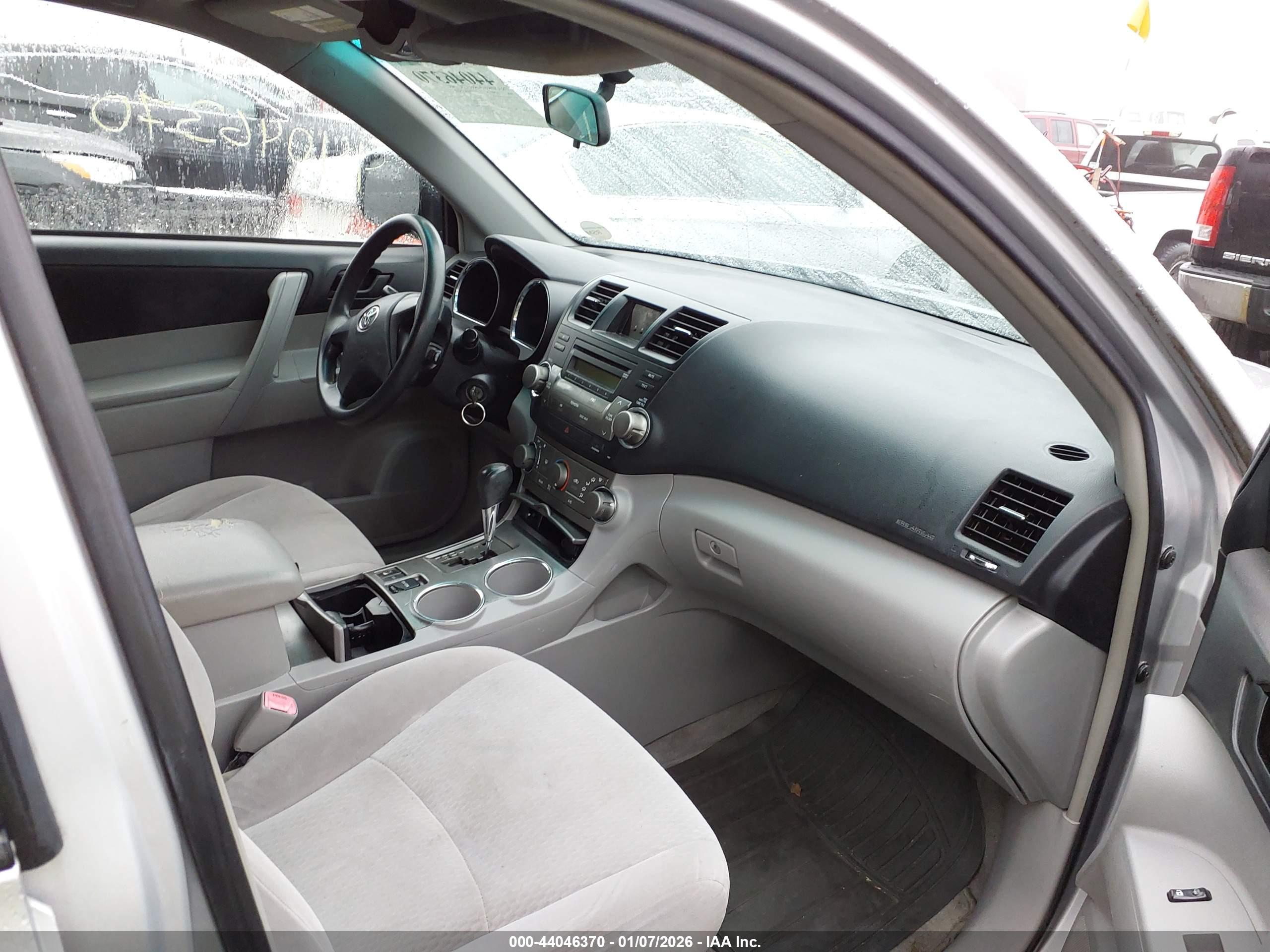 TOYOTA HIGHLANDER image 5