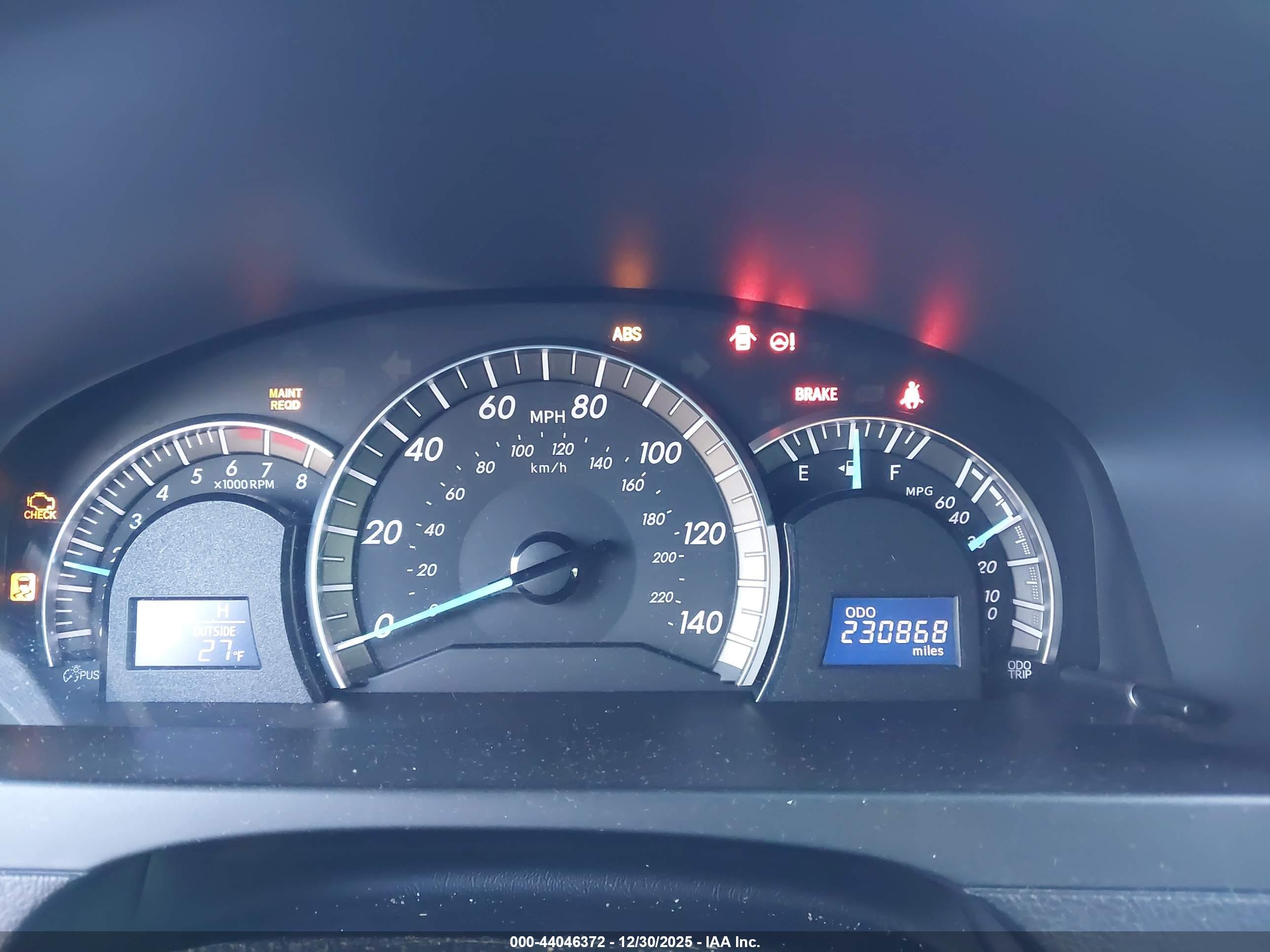 TOYOTA CAMRY image 7