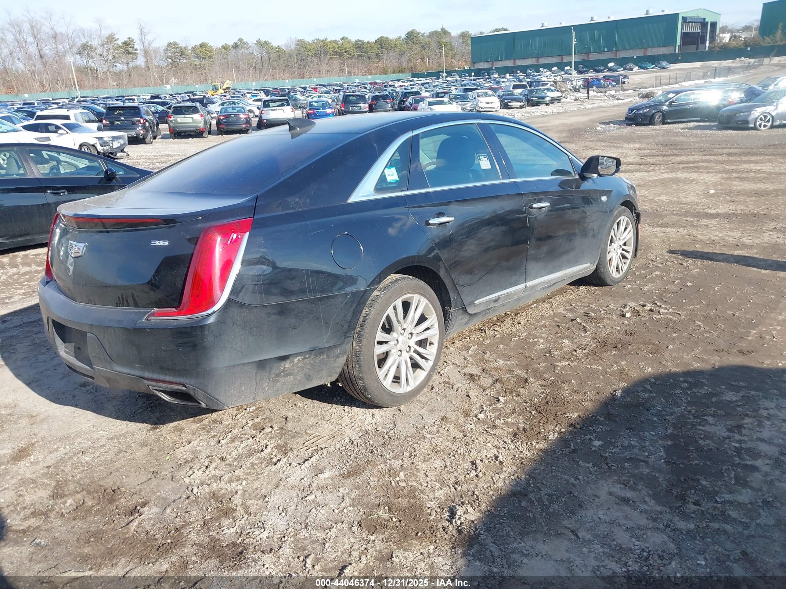 CADILLAC XTS image 4