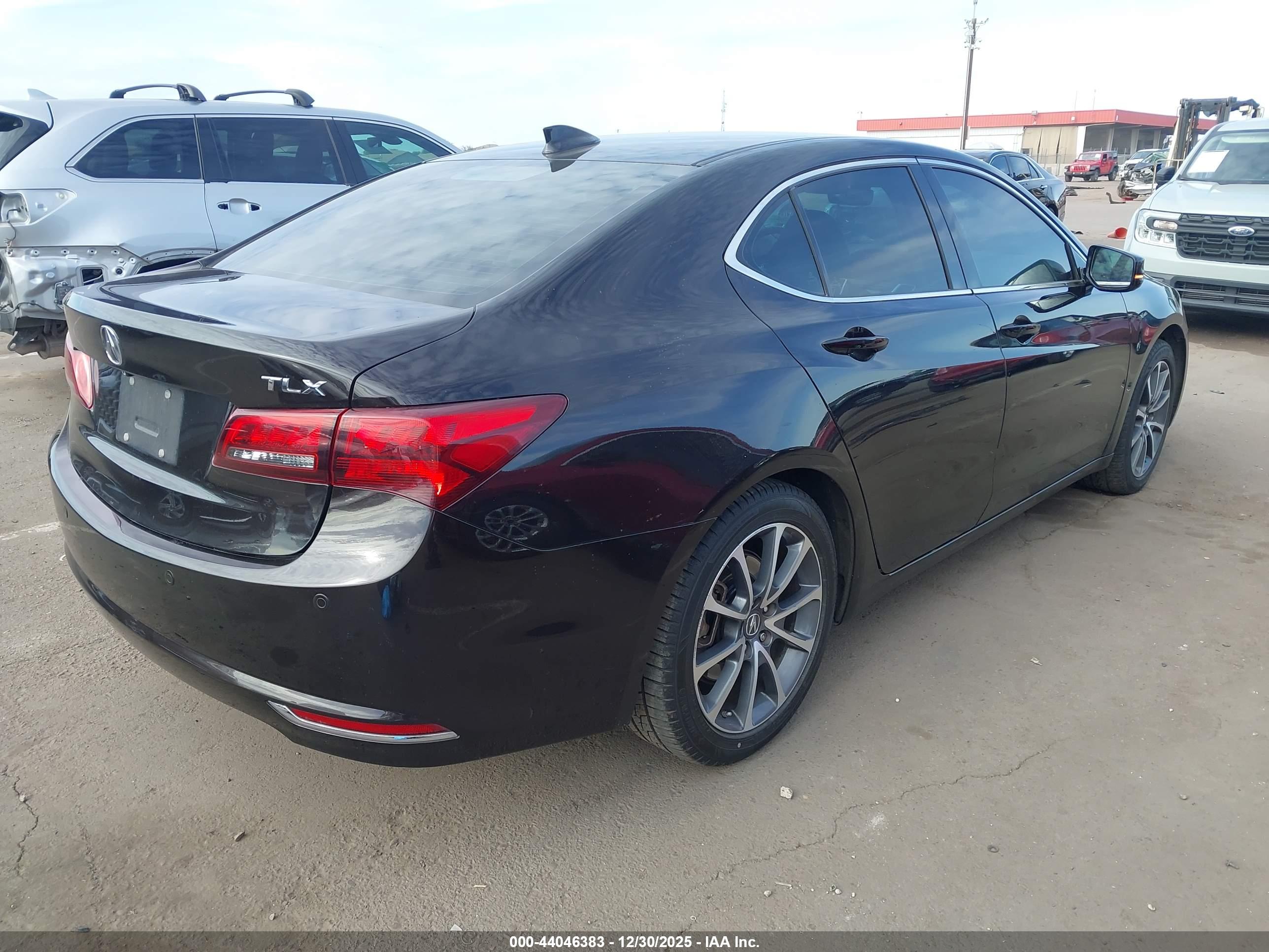 ACURA TLX image 4