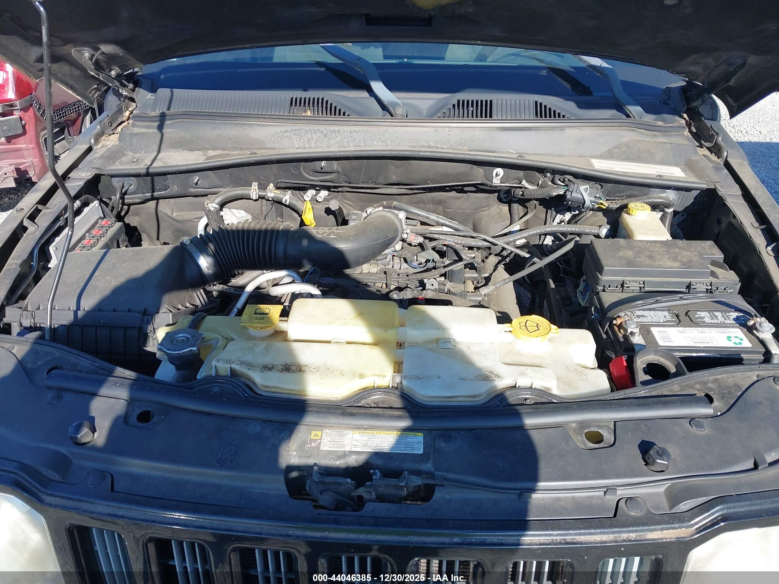 JEEP LIBERTY image 10