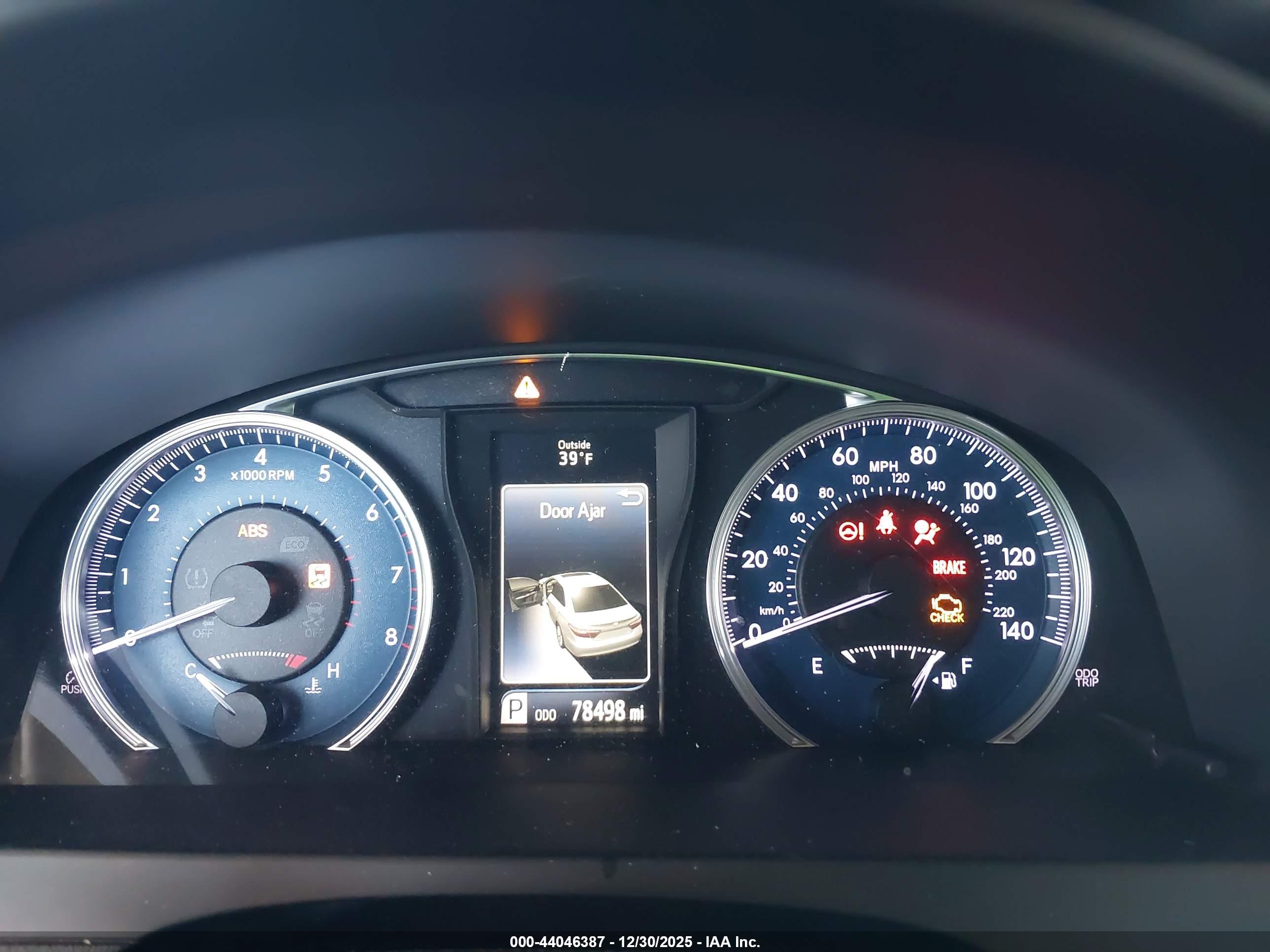 TOYOTA CAMRY image 7