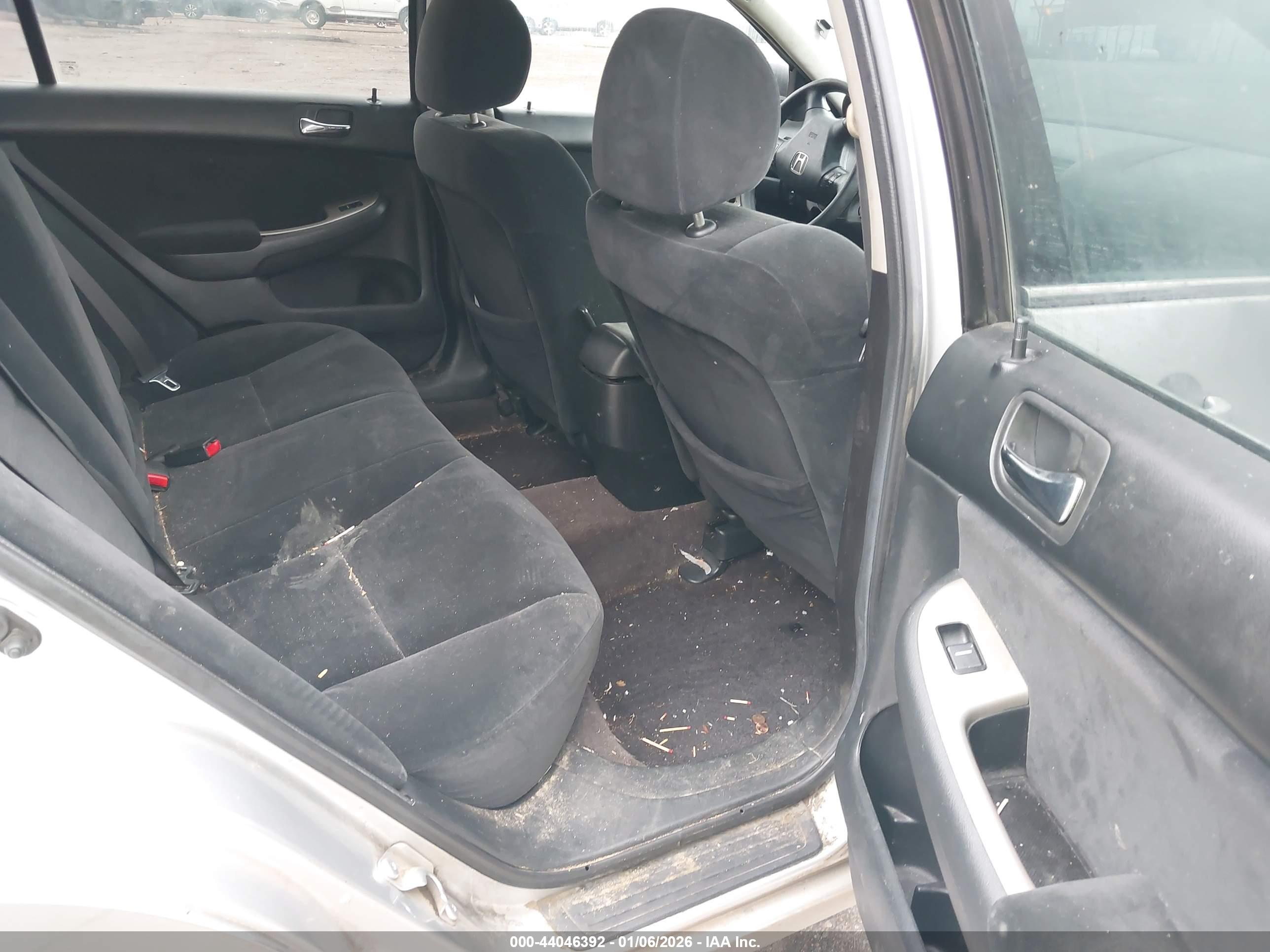 HONDA ACCORD image 8