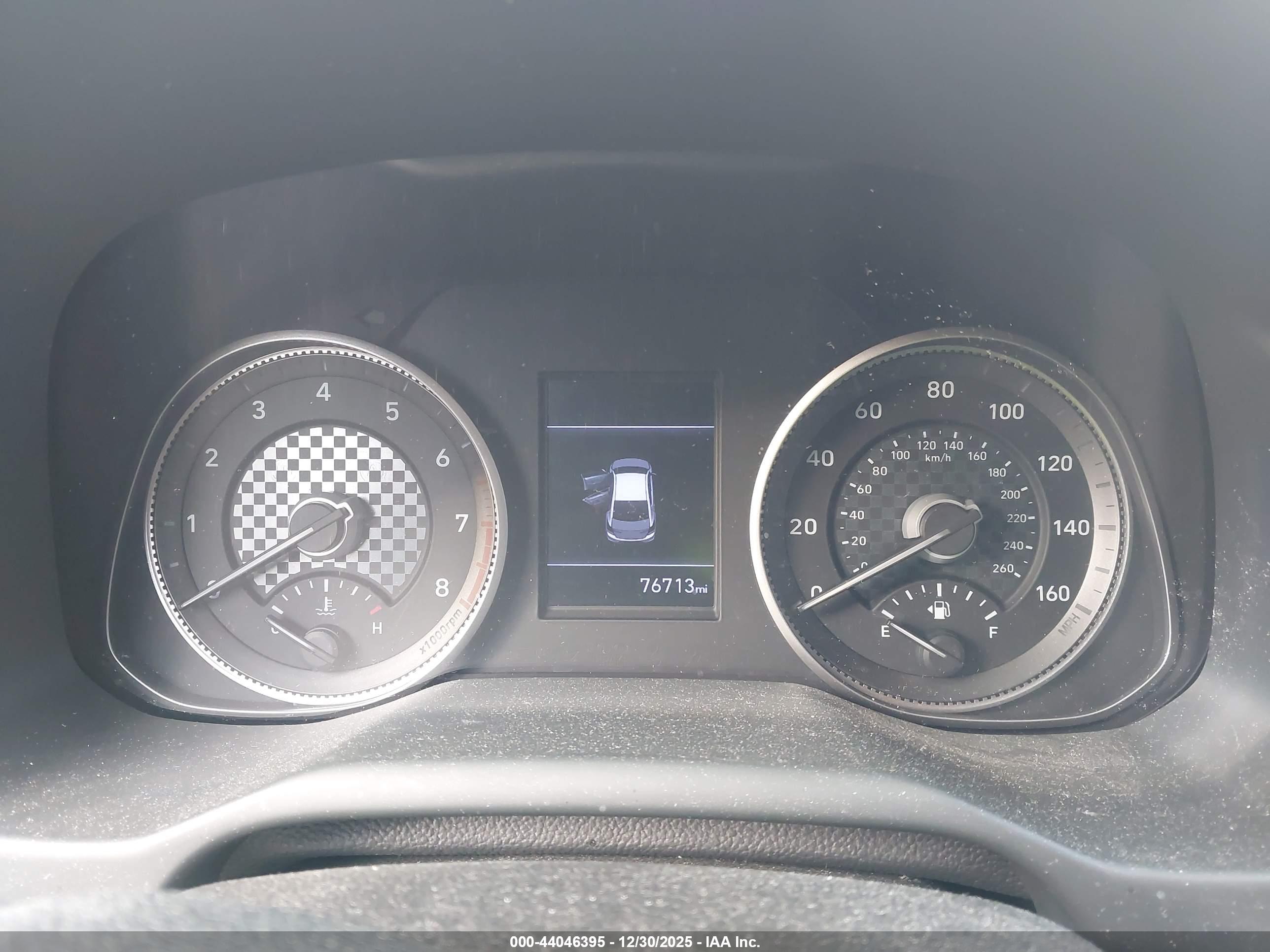 HYUNDAI ELANTRA image 7