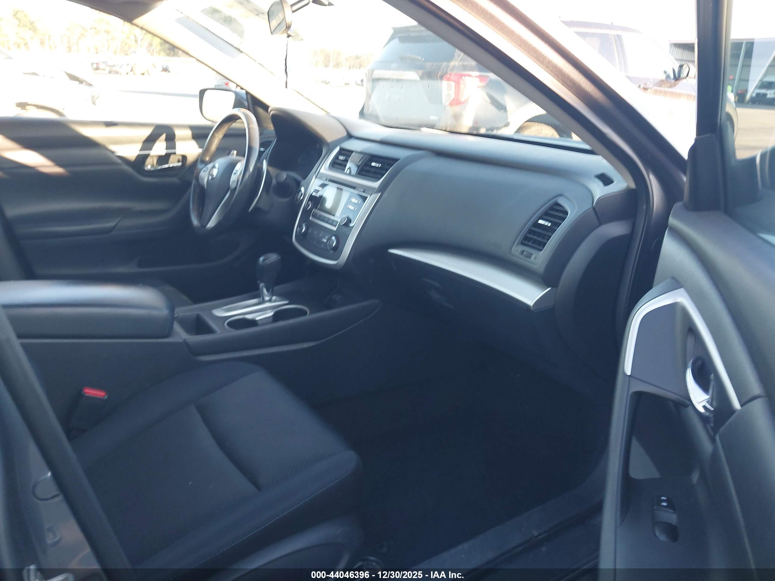 NISSAN ALTIMA image 5