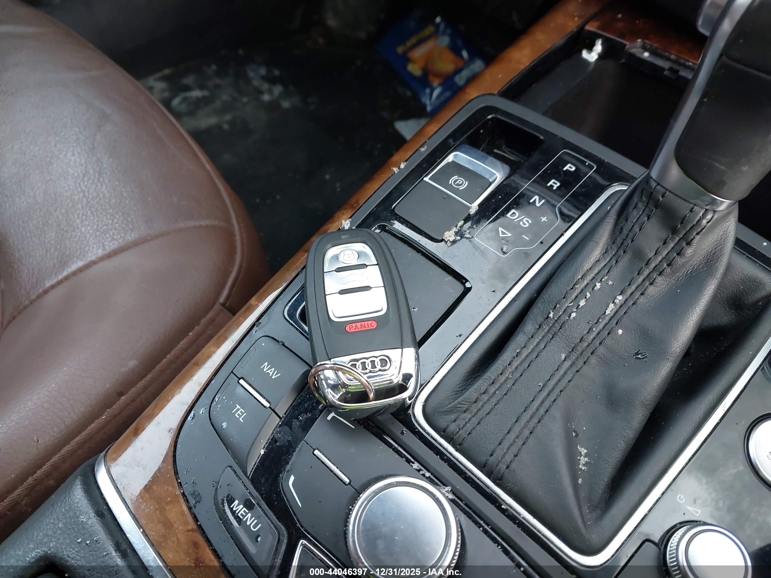 AUDI A6 image 11