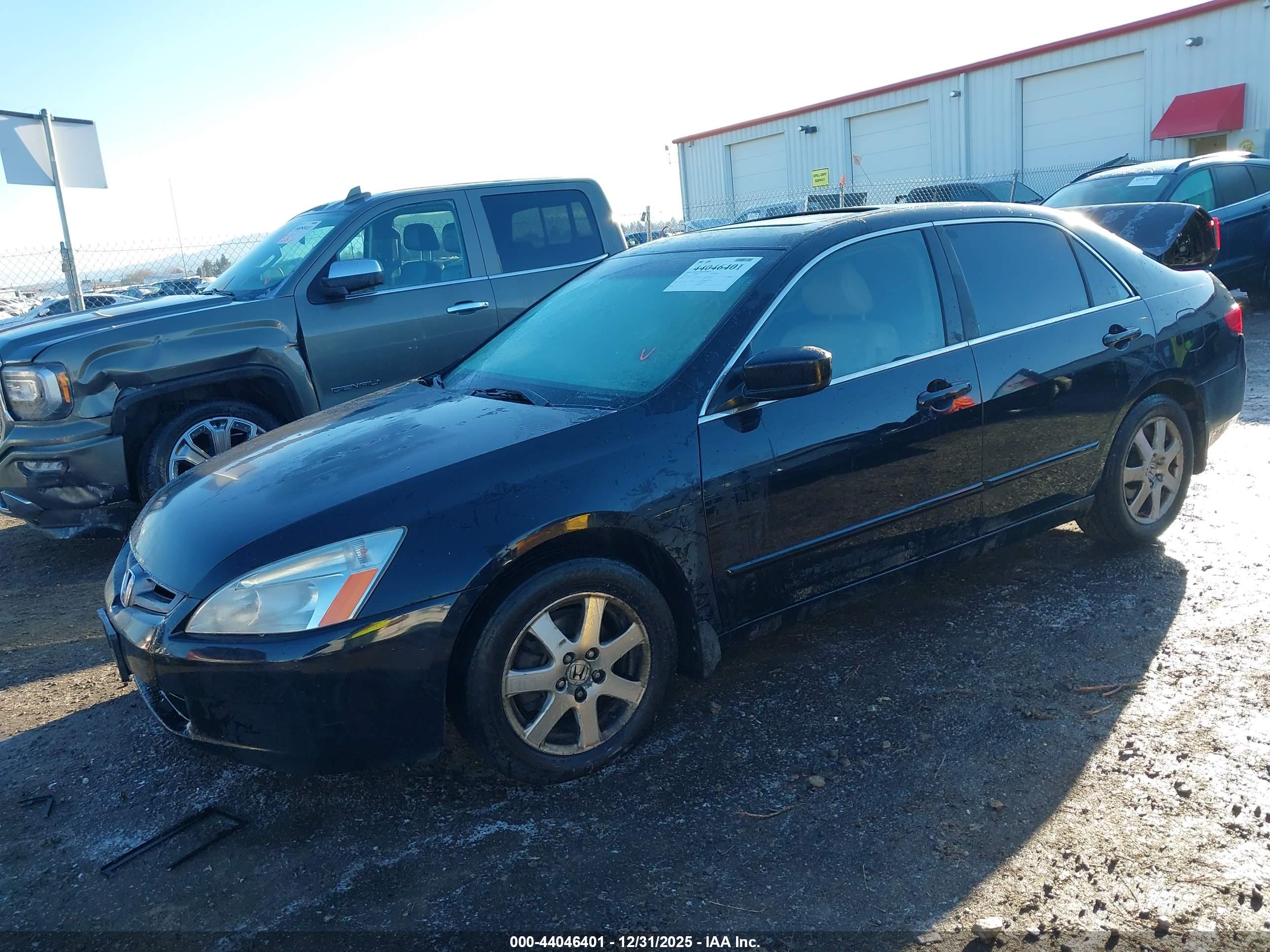 HONDA ACCORD image 2