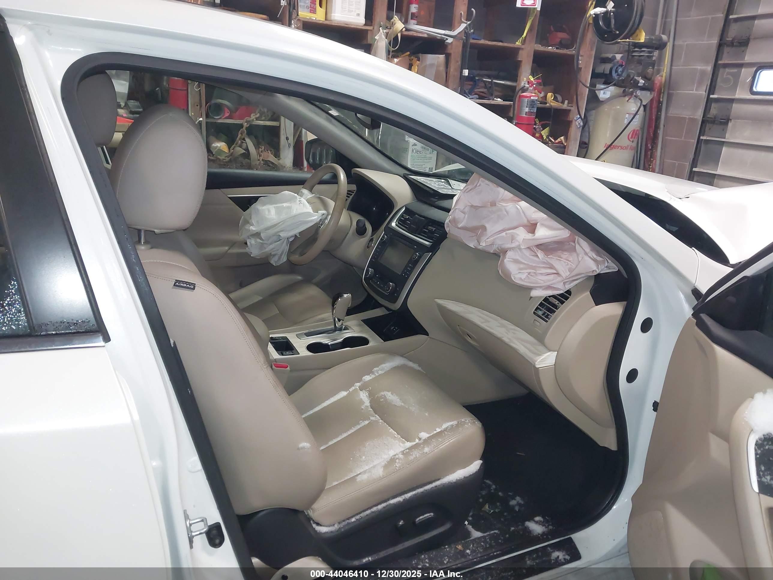 NISSAN ALTIMA image 5