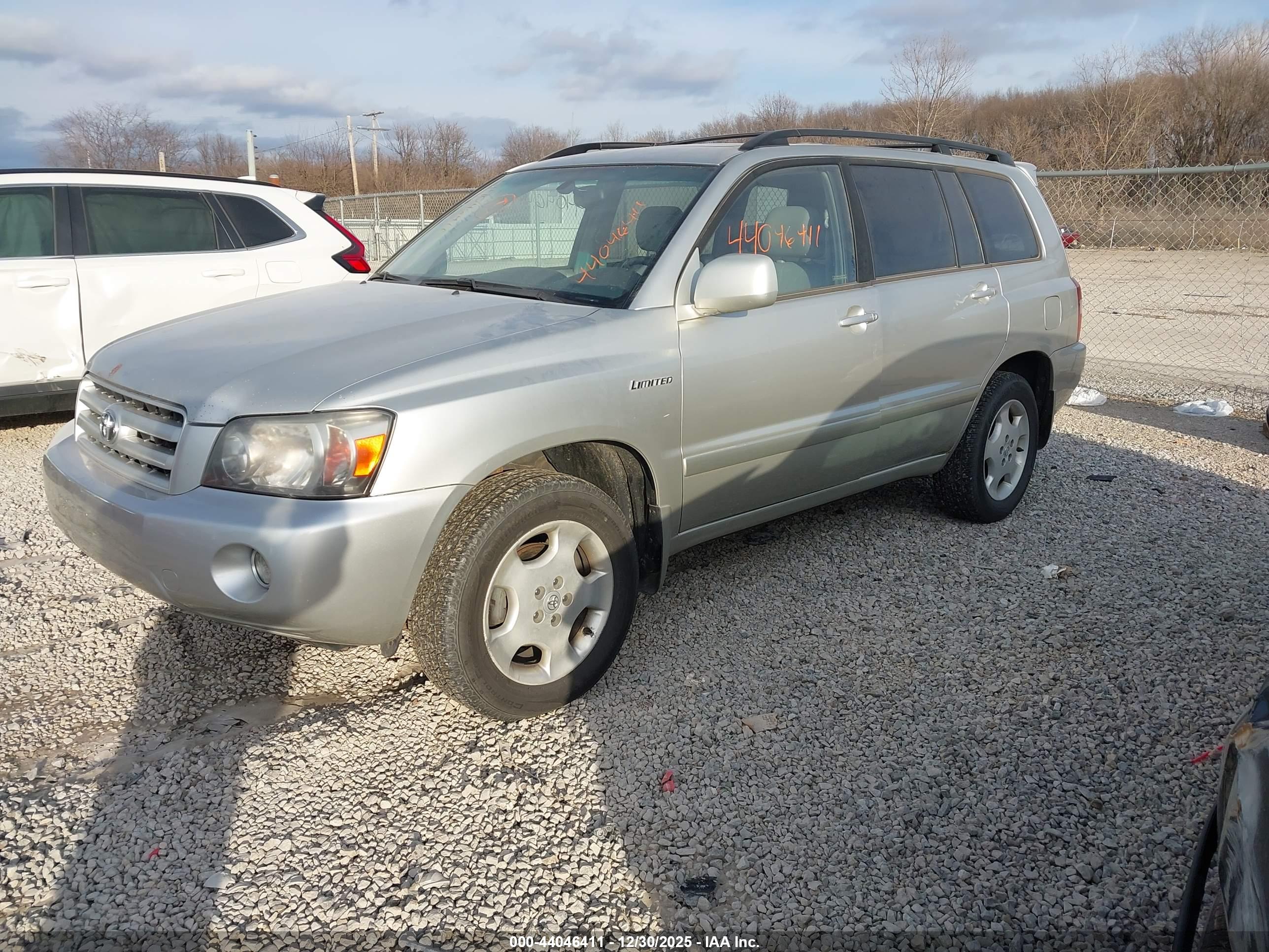 TOYOTA HIGHLANDER image 2