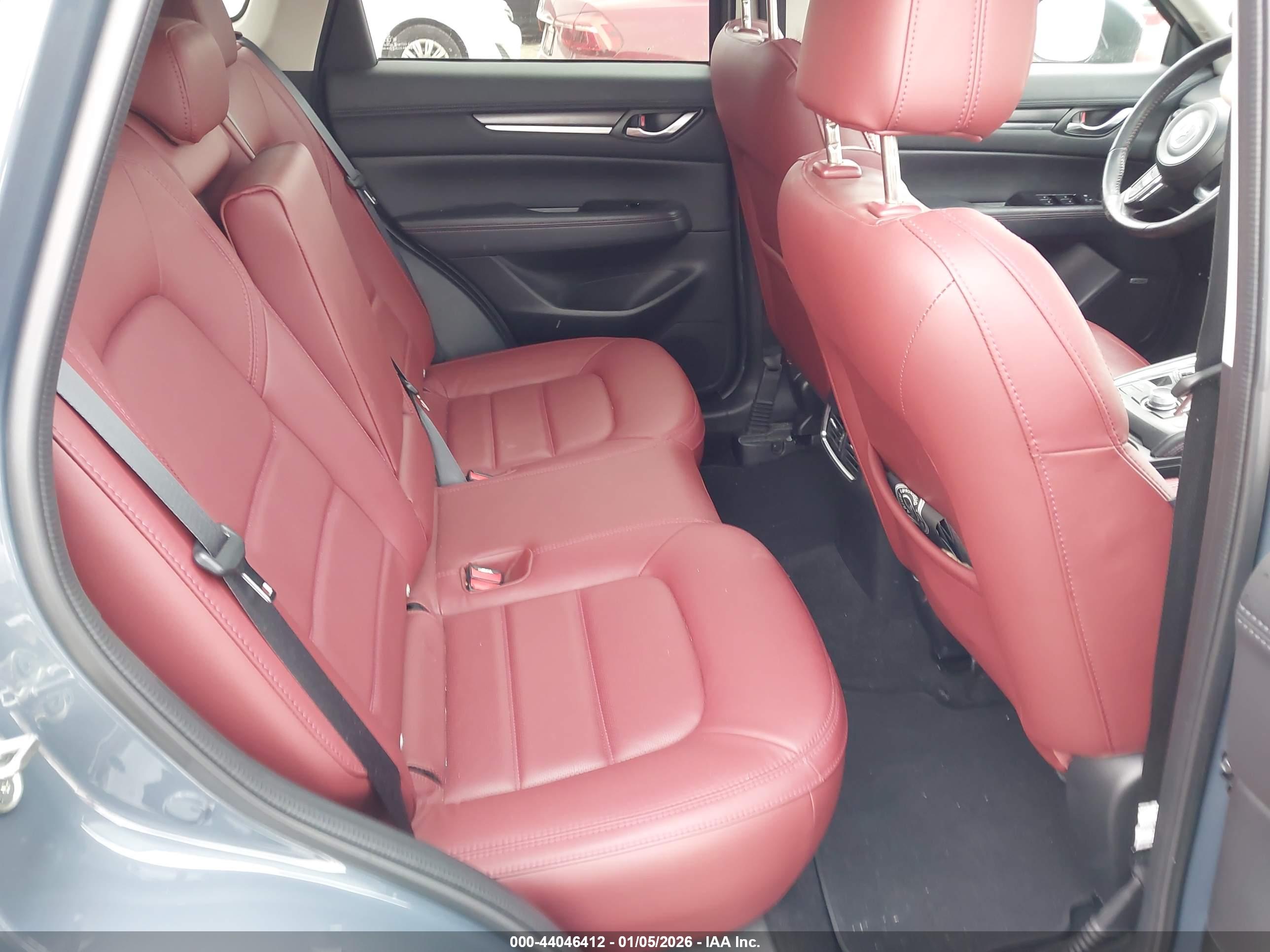 MAZDA CX-5 image 8