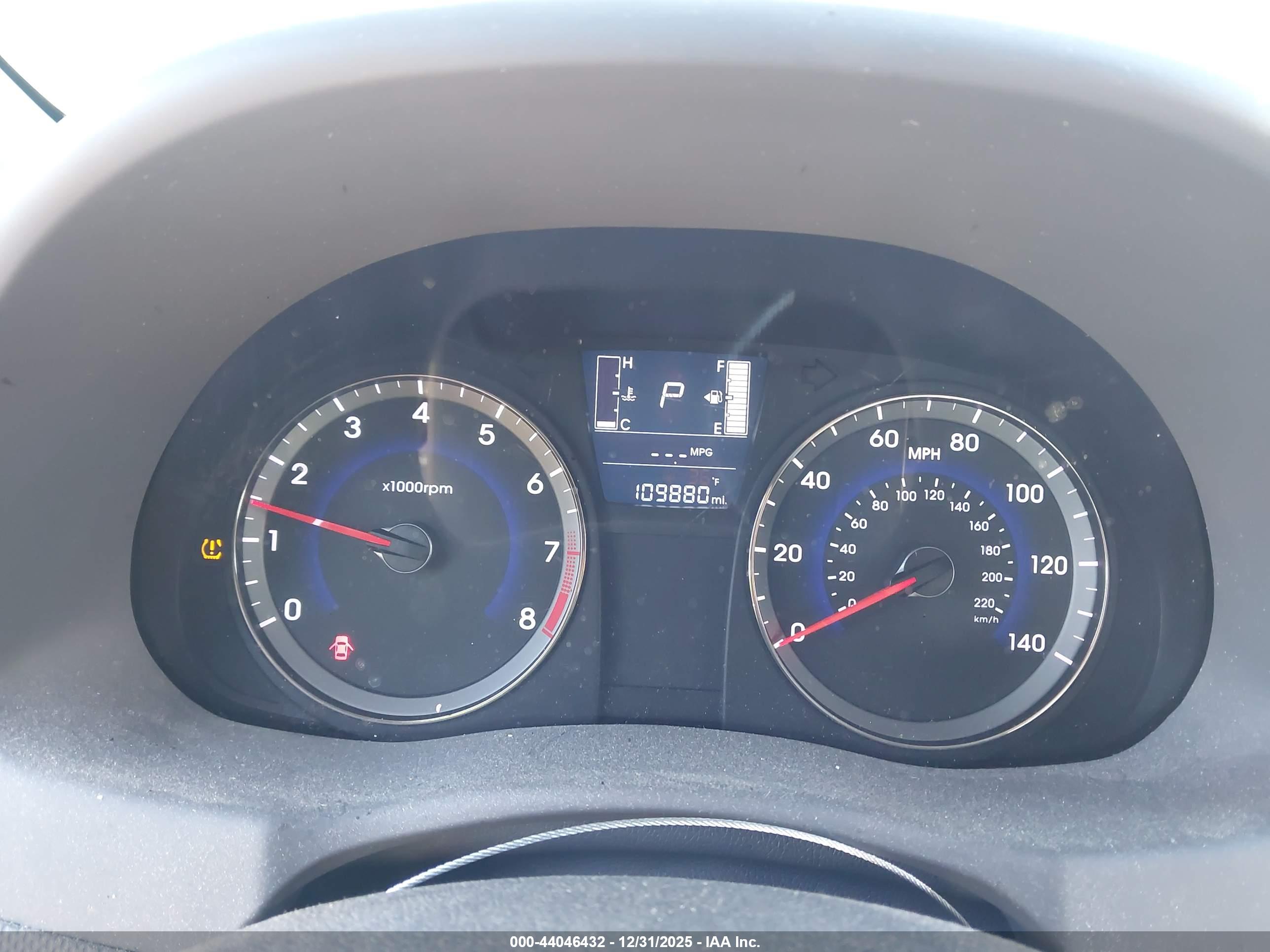 HYUNDAI ACCENT image 7
