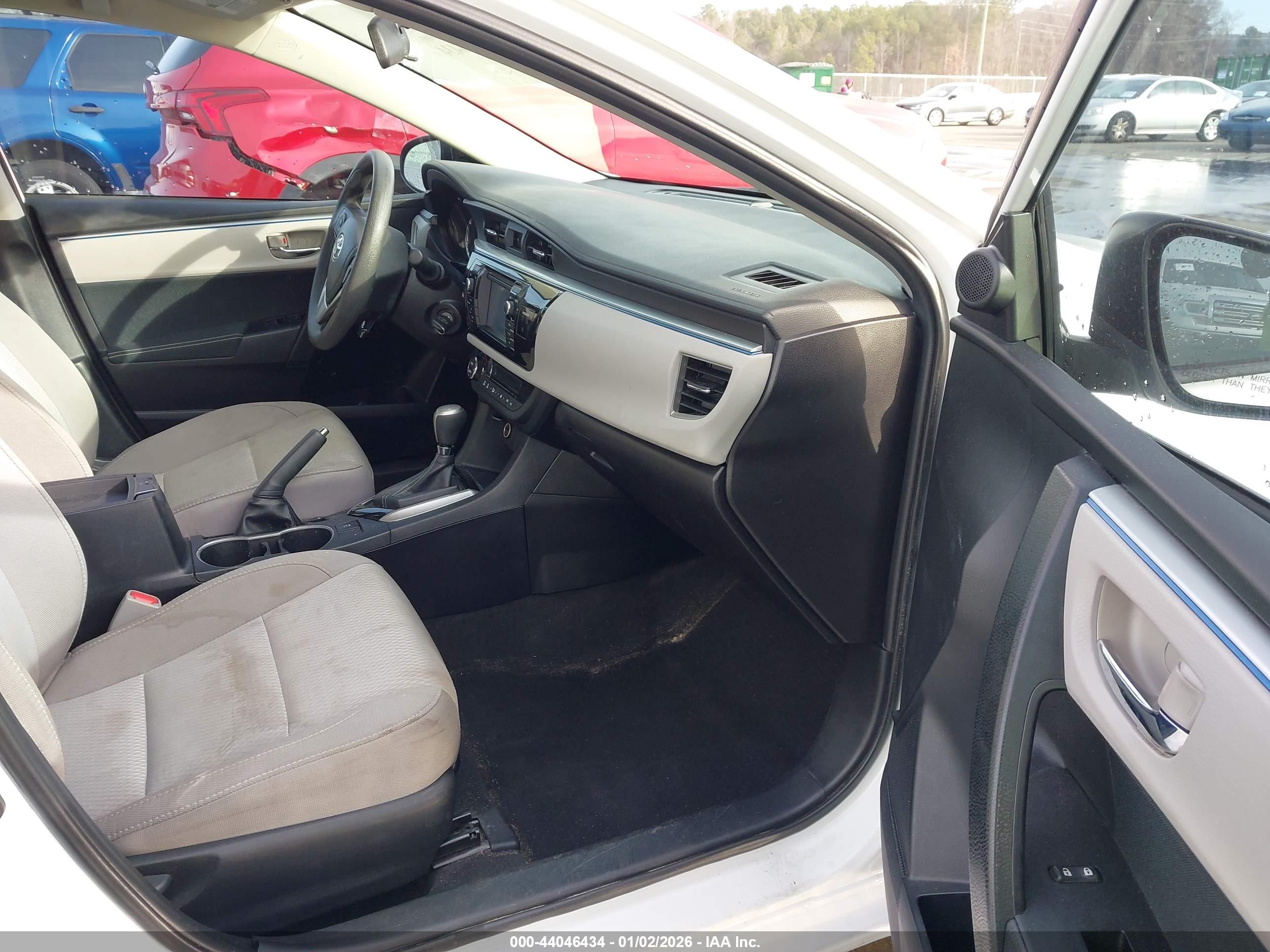 TOYOTA COROLLA image 5