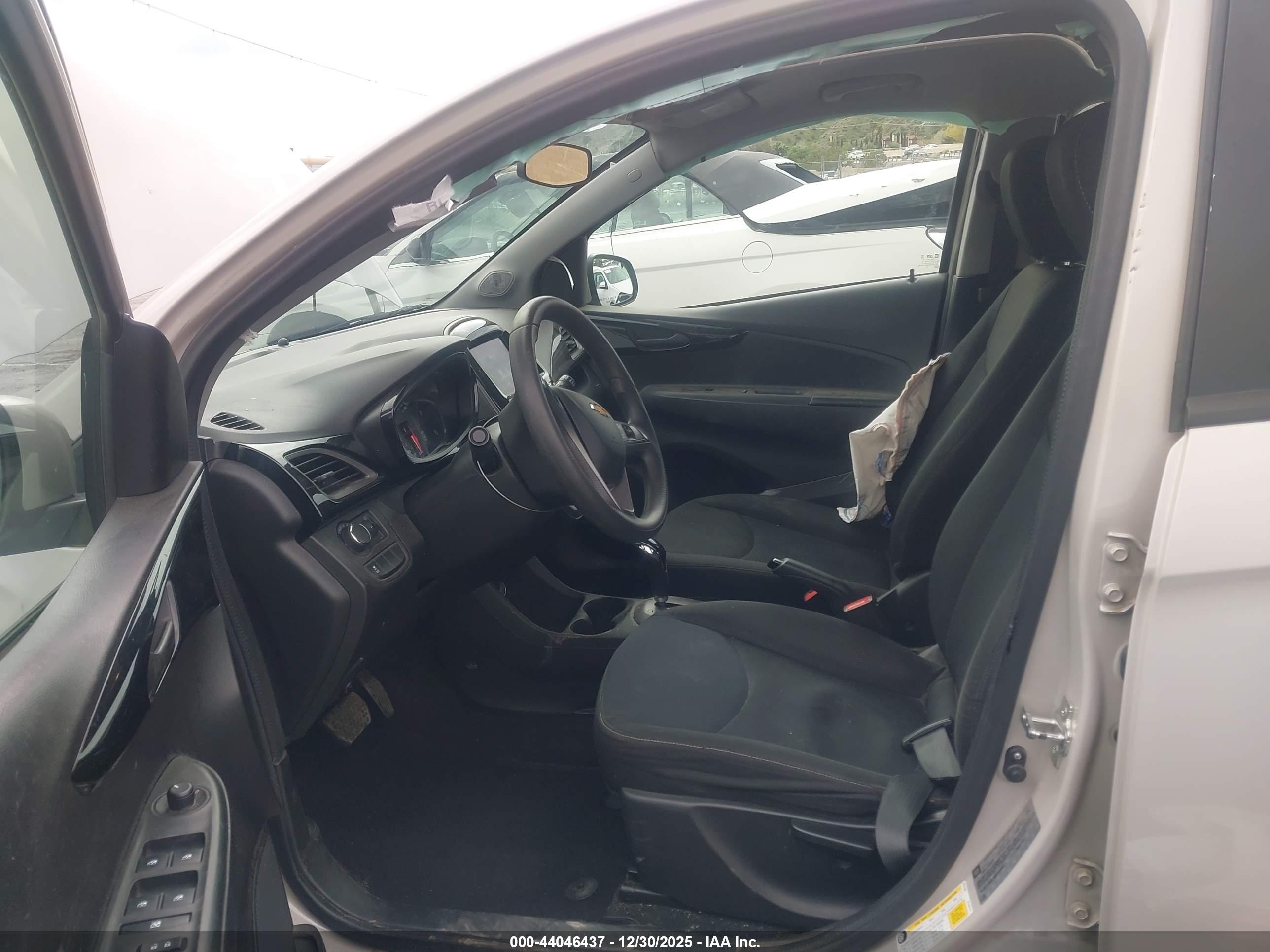 CHEVROLET SPARK image 5