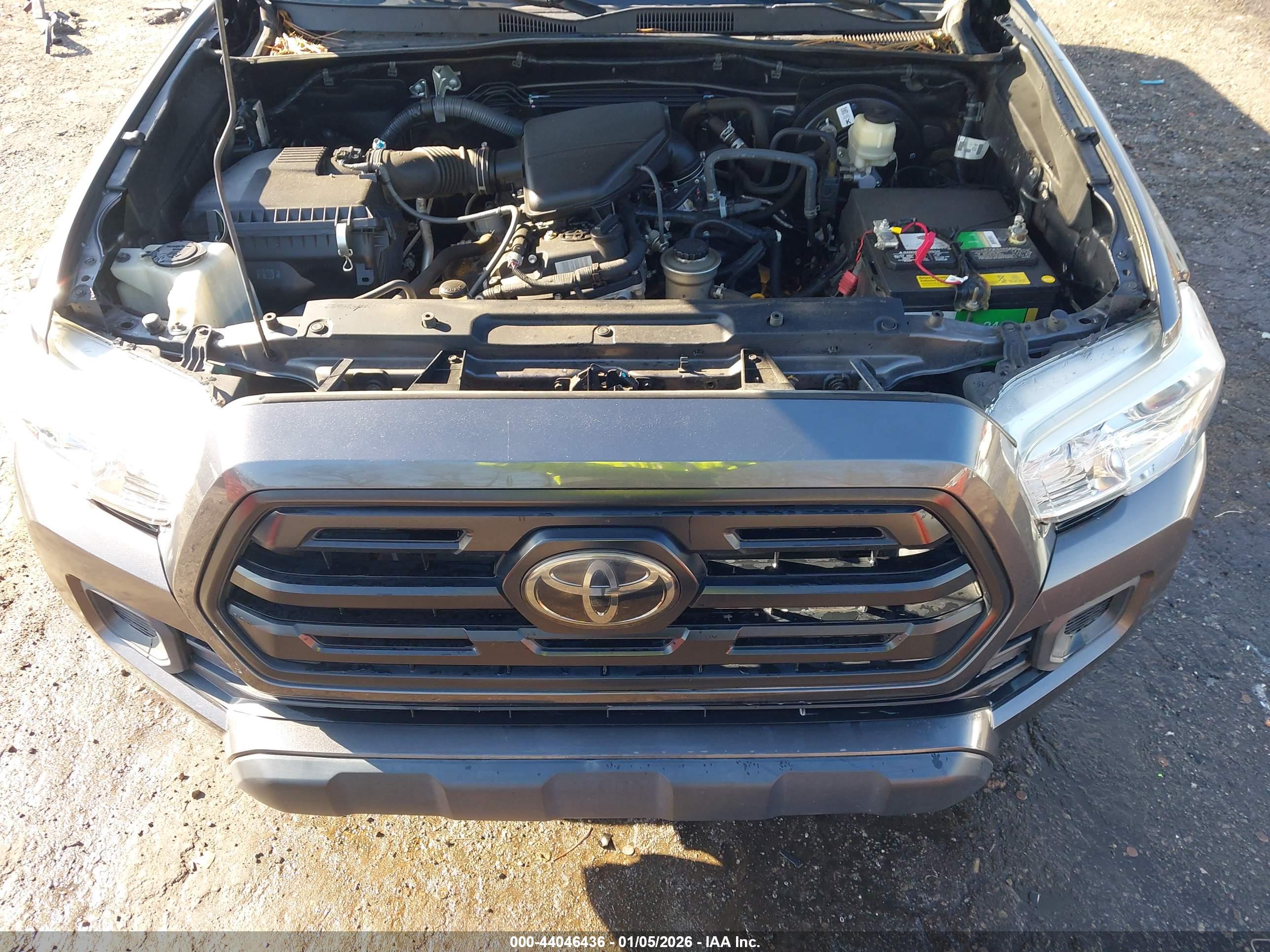 TOYOTA TACOMA image 10