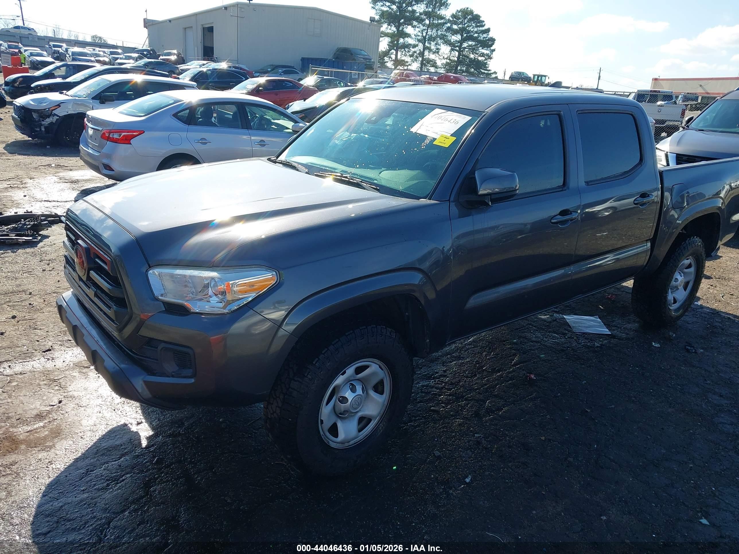 TOYOTA TACOMA image 2