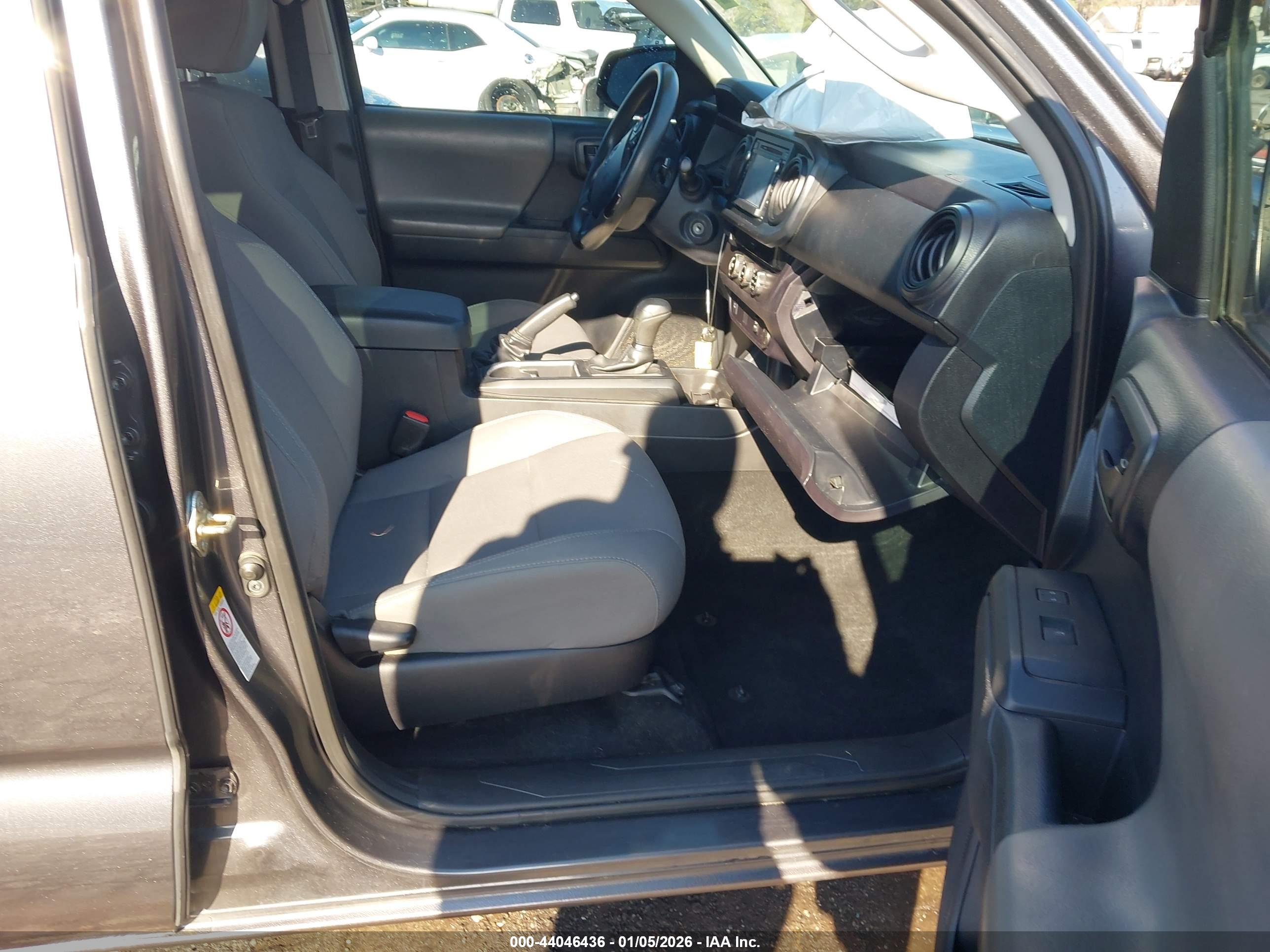 TOYOTA TACOMA image 5