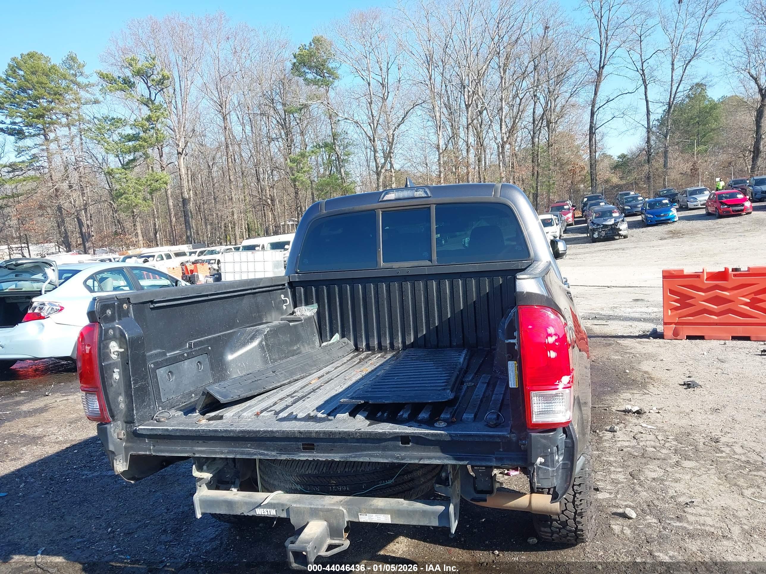 TOYOTA TACOMA image 6