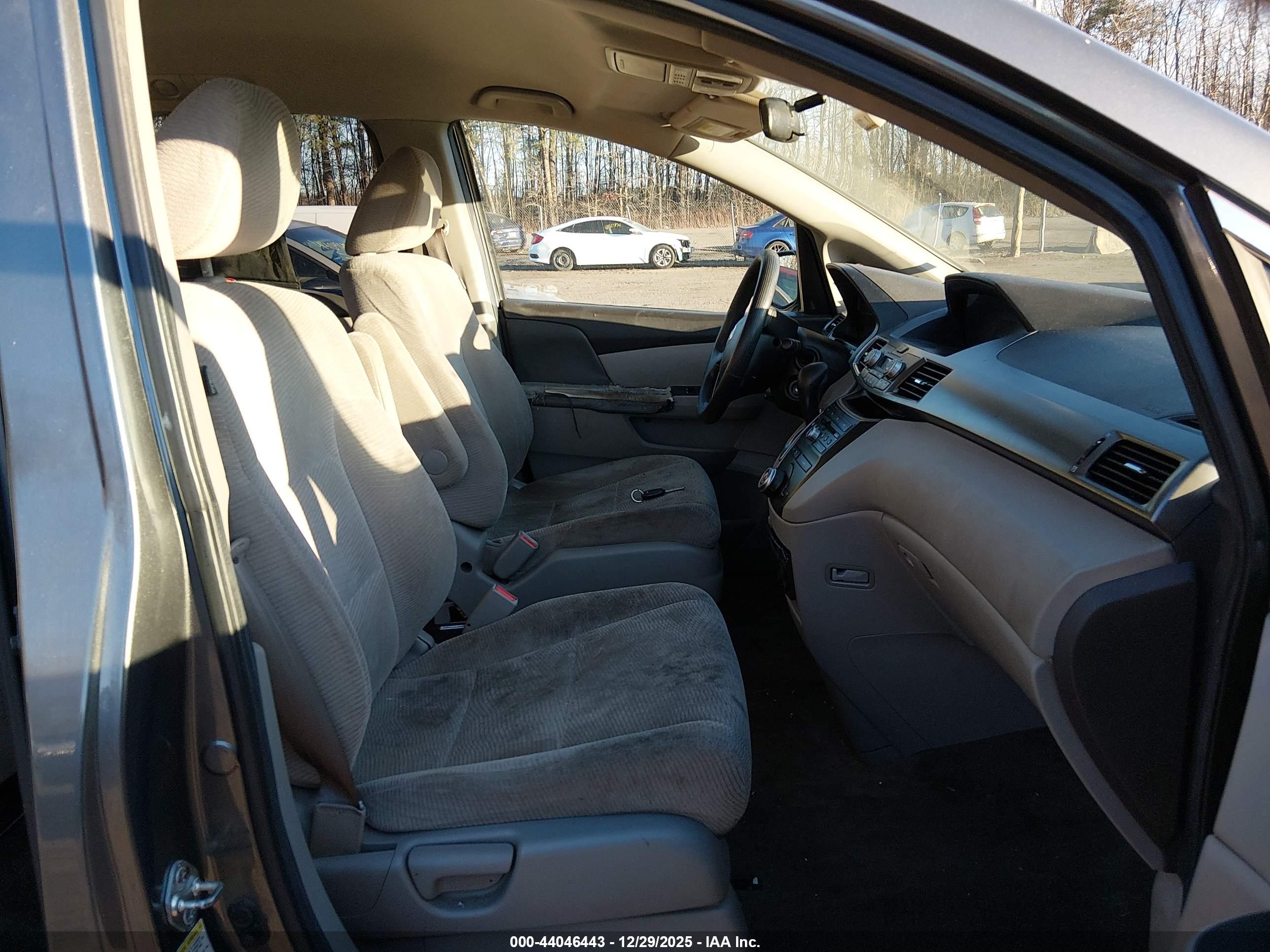 HONDA ODYSSEY image 5