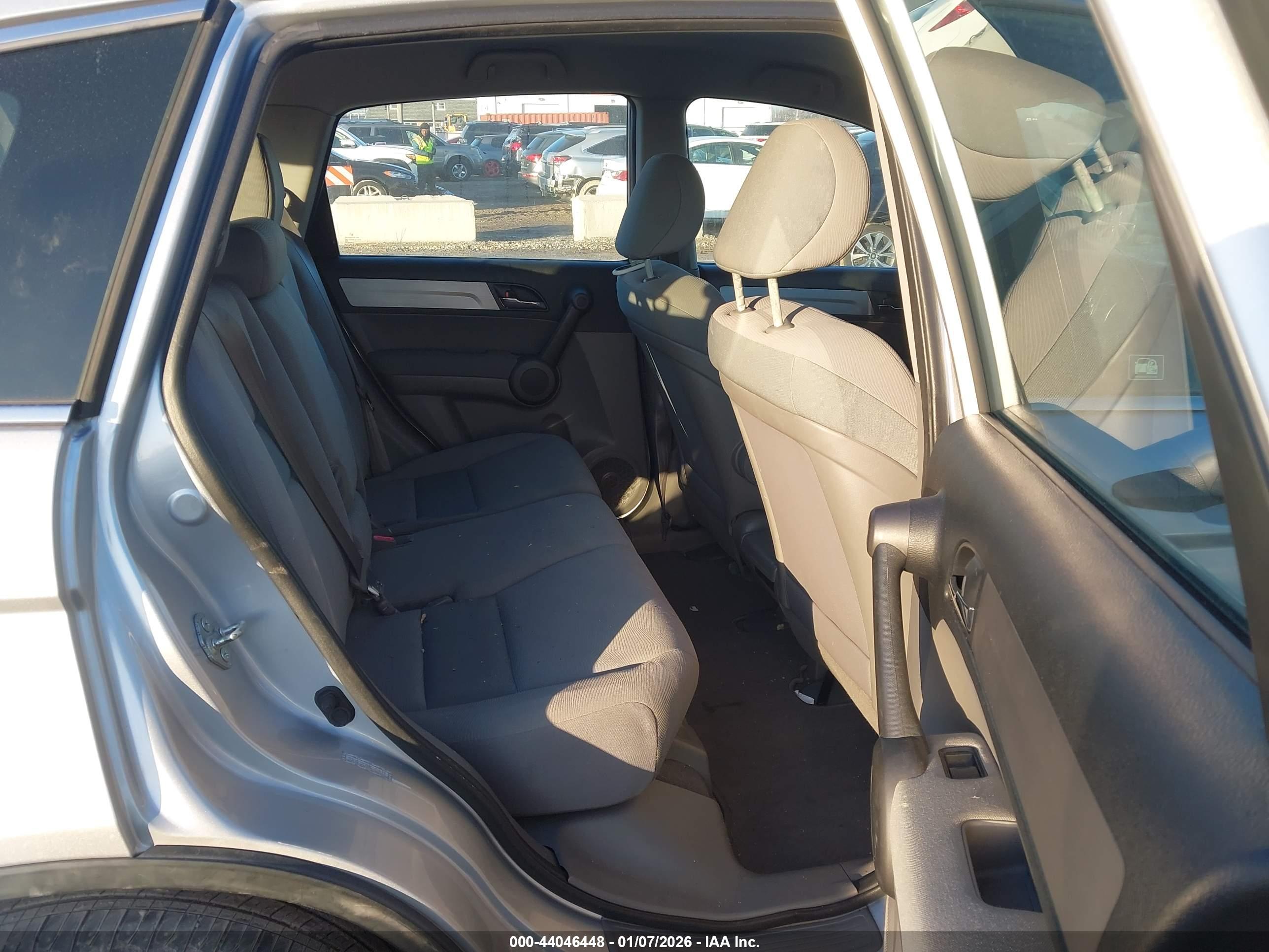 HONDA CR-V image 8