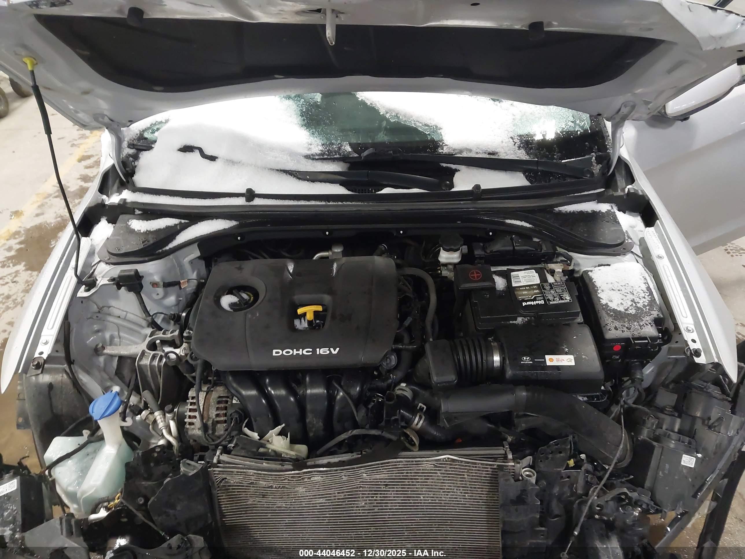 HYUNDAI ELANTRA image 10