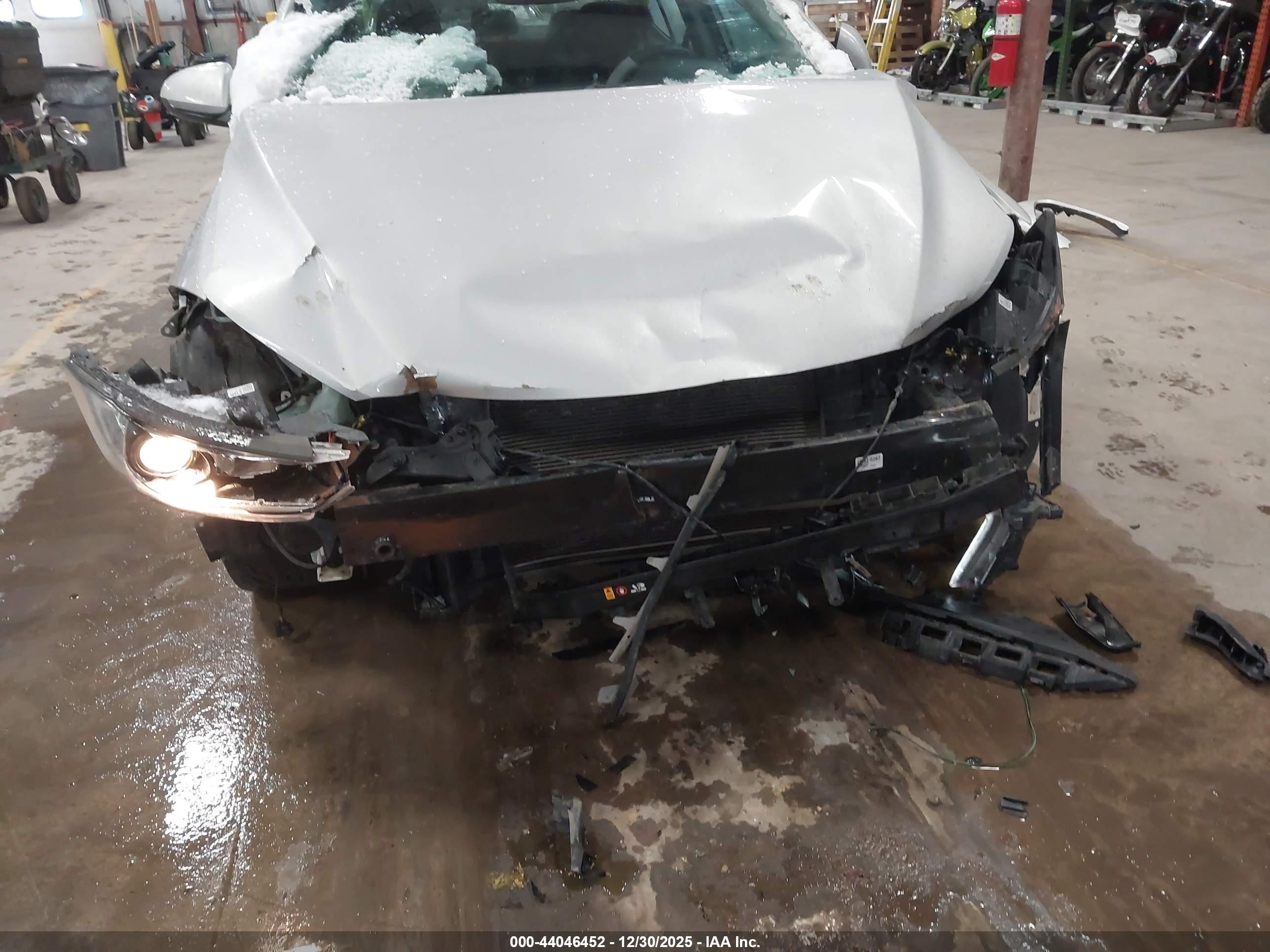 HYUNDAI ELANTRA image 6