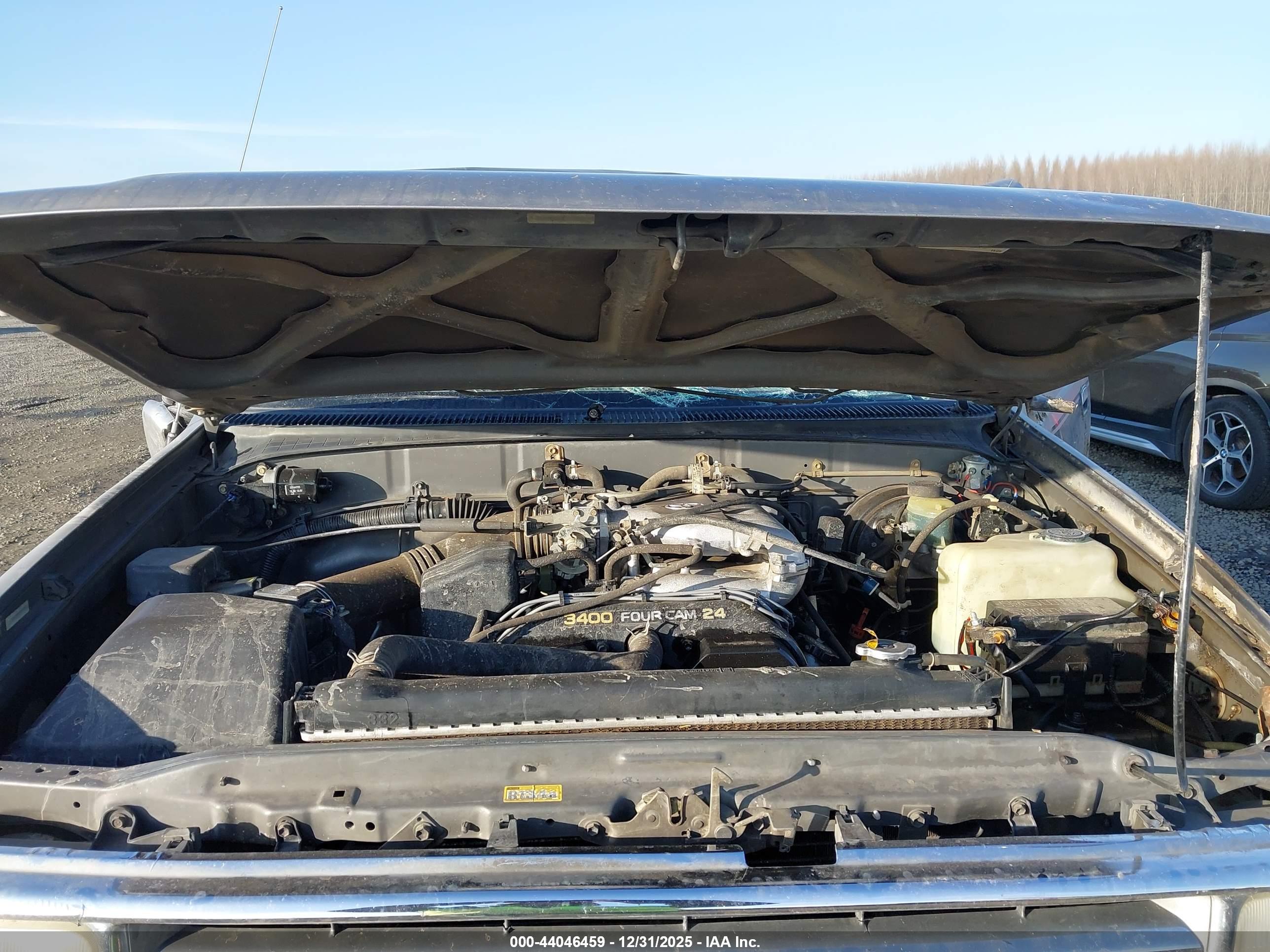 TOYOTA T100 image 10