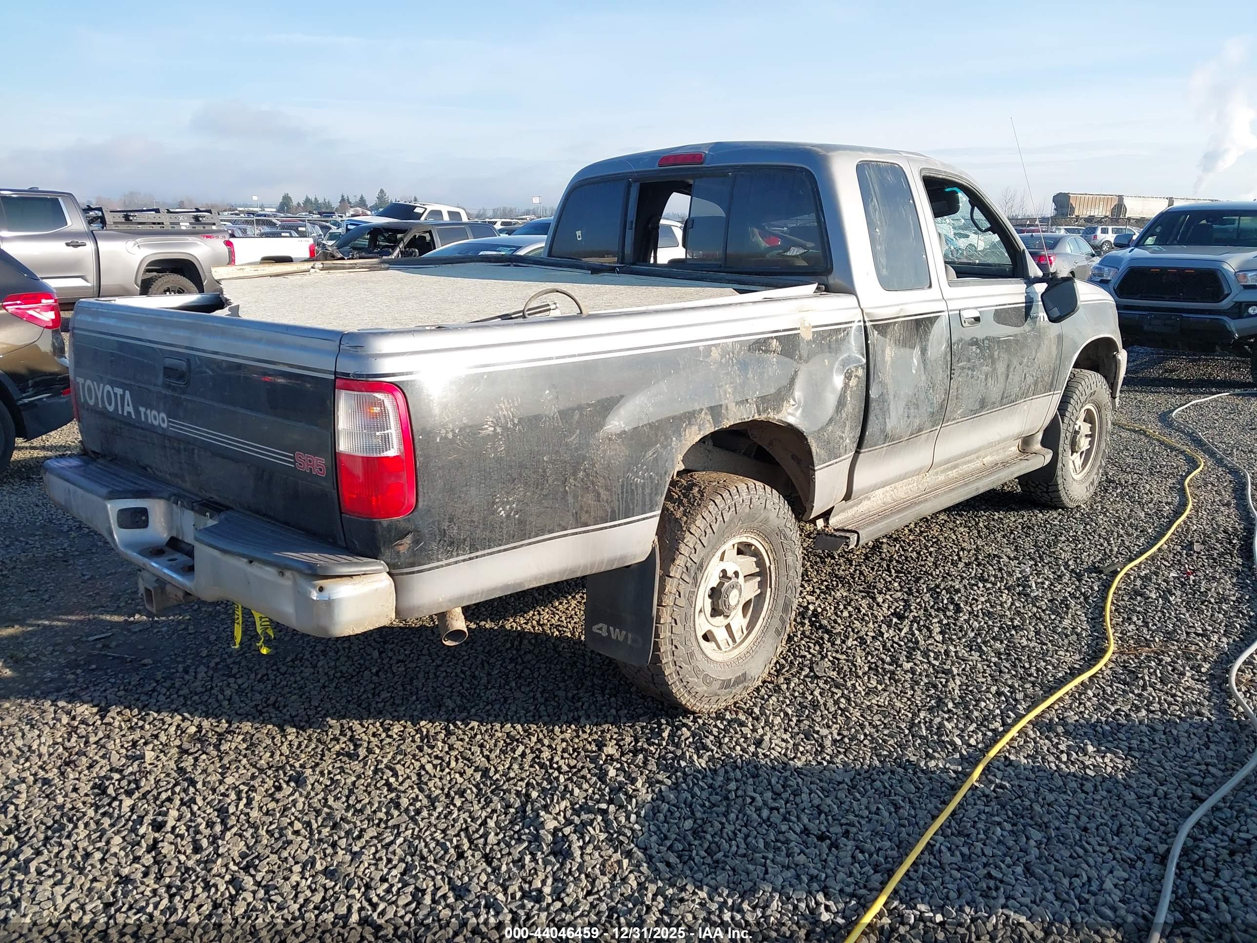 TOYOTA T100 image 4