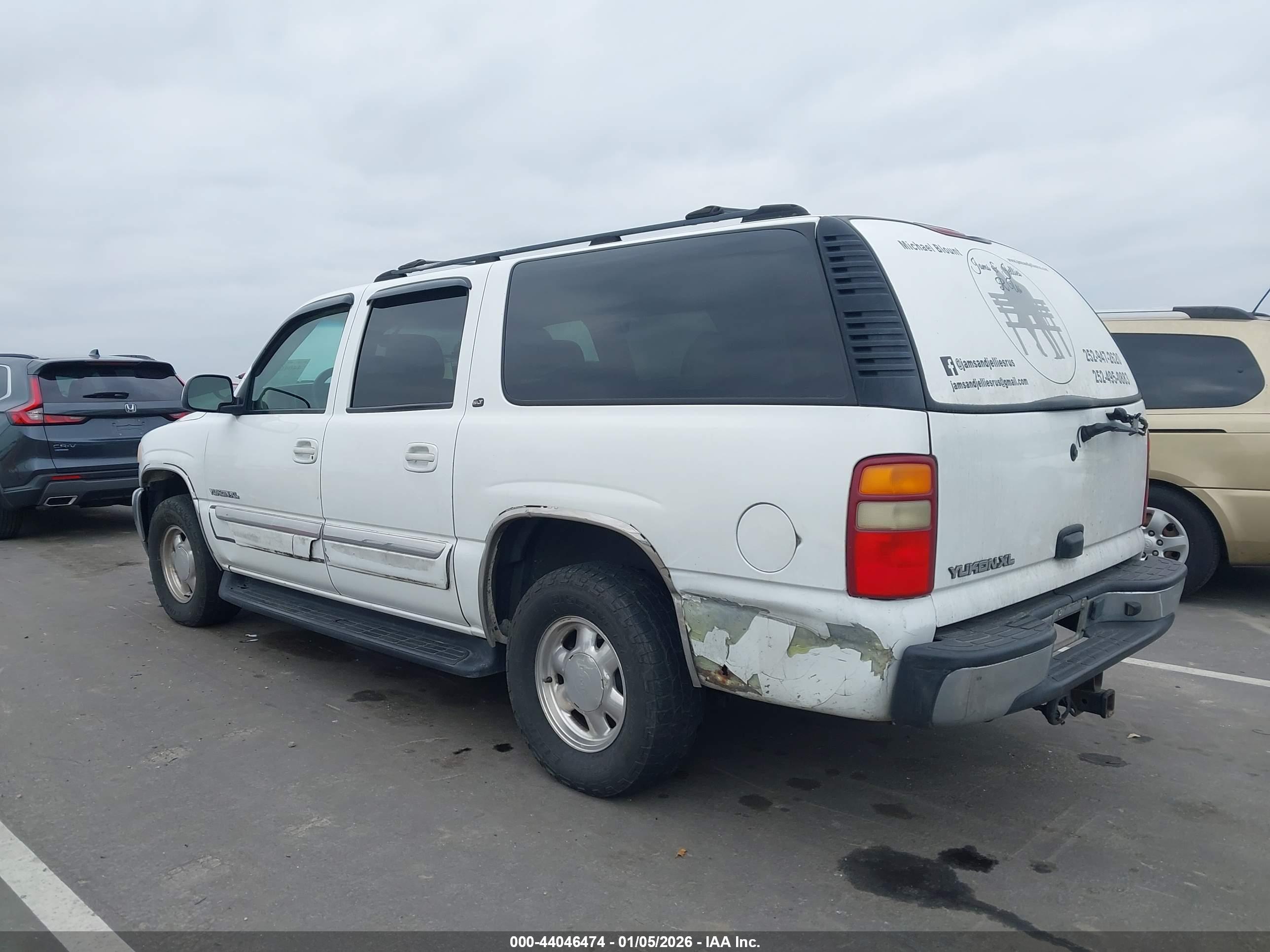 GMC YUKON image 3