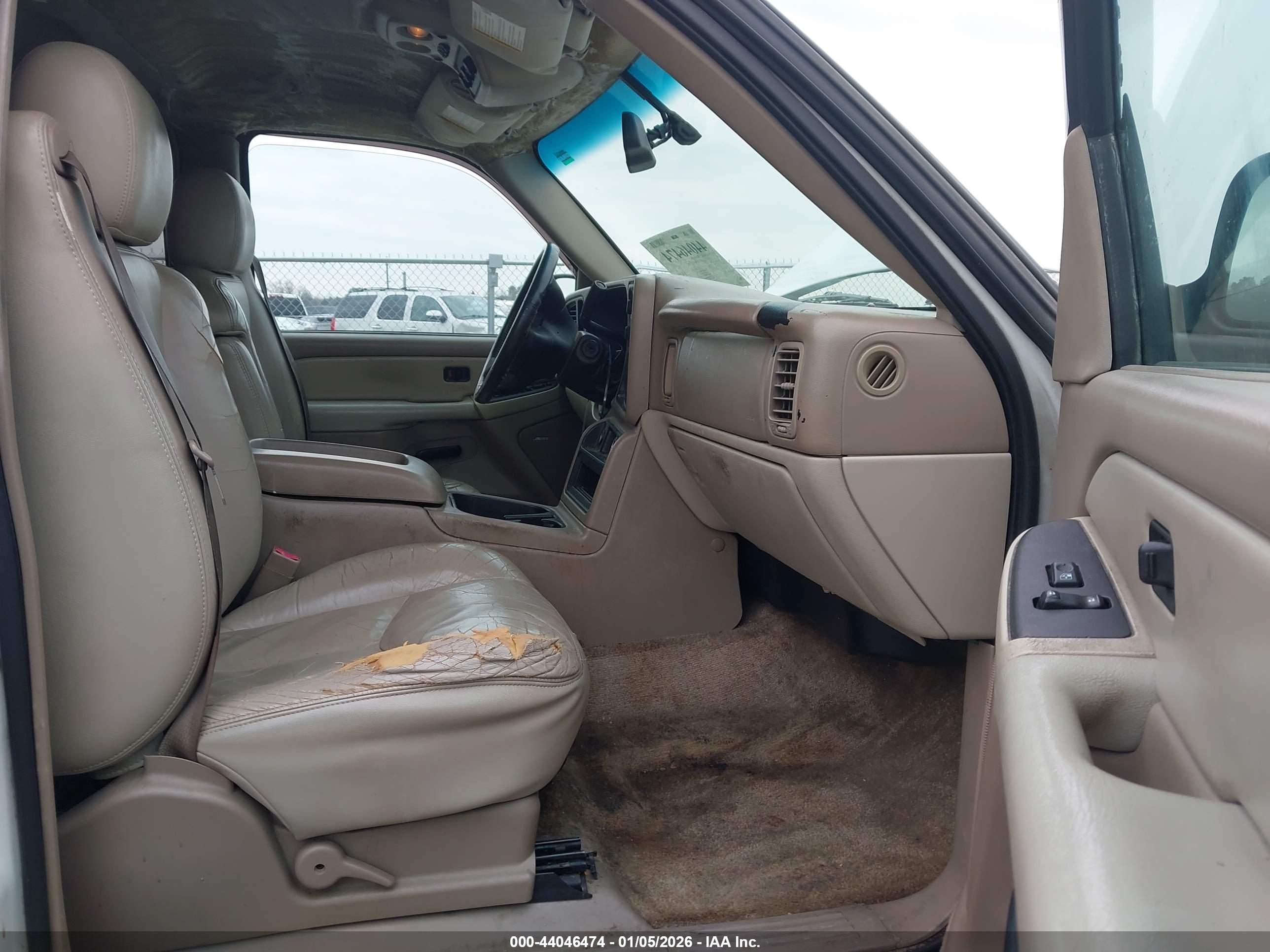 GMC YUKON image 5
