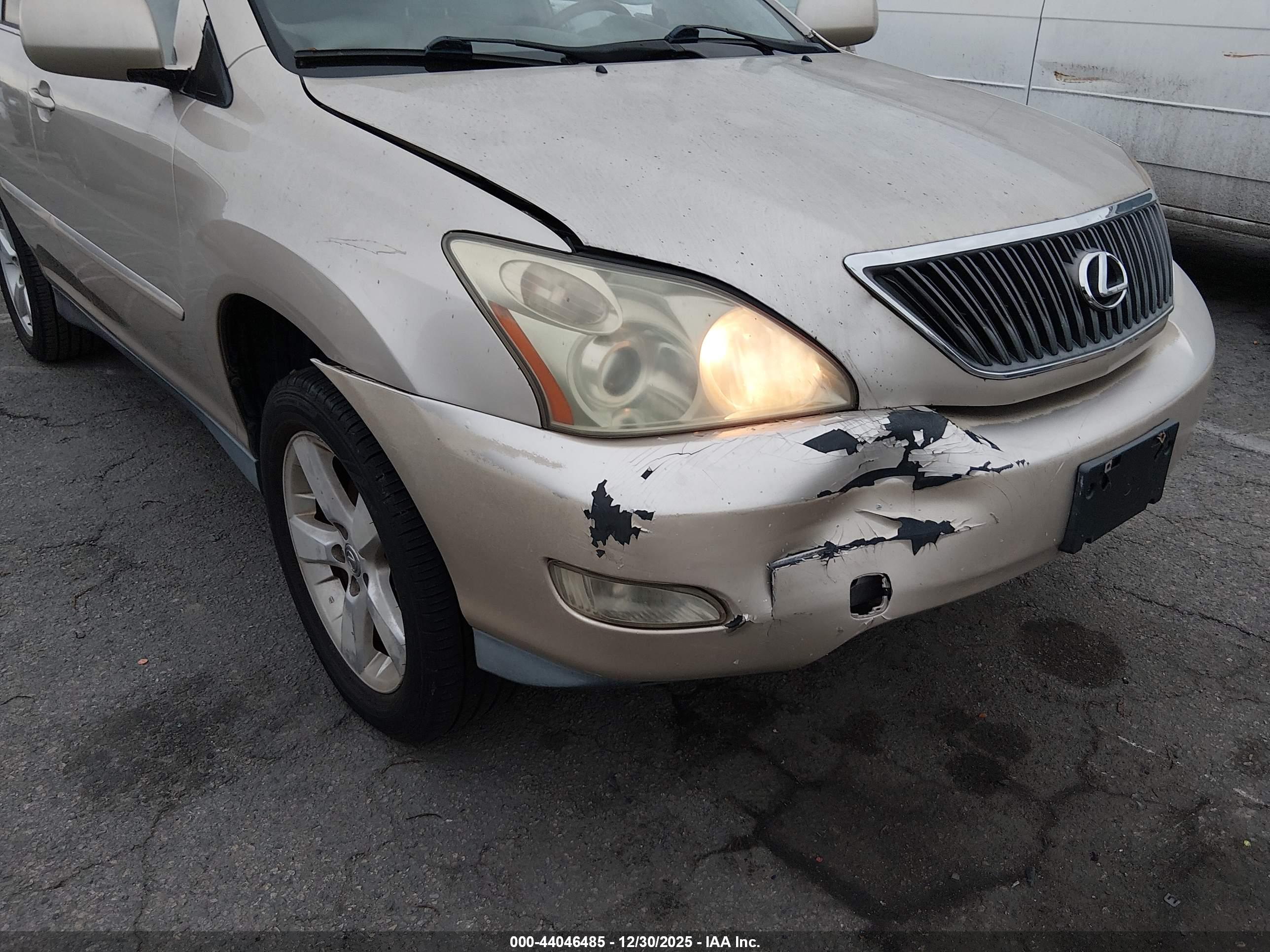 LEXUS RX image 6