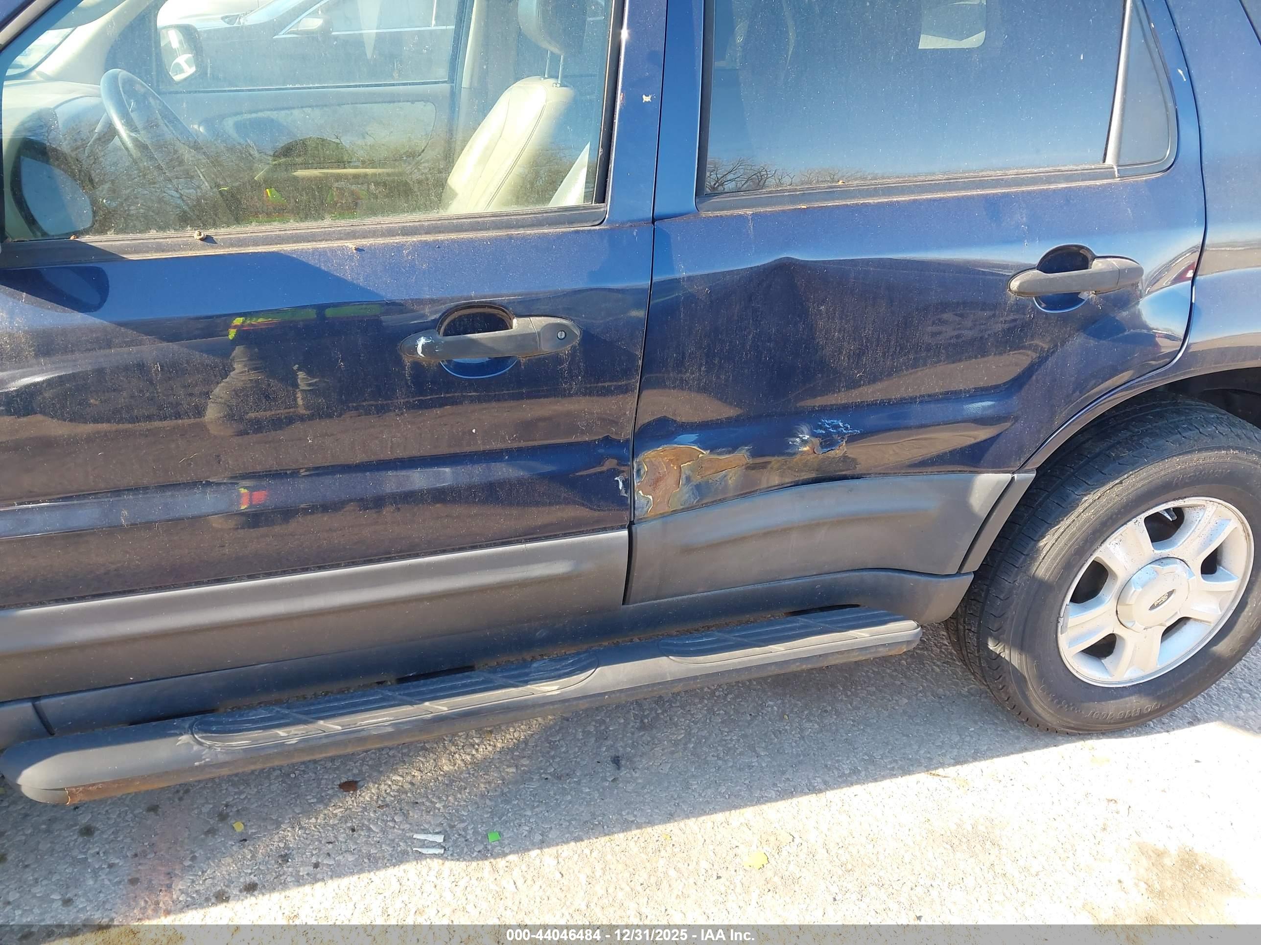 FORD ESCAPE image 6