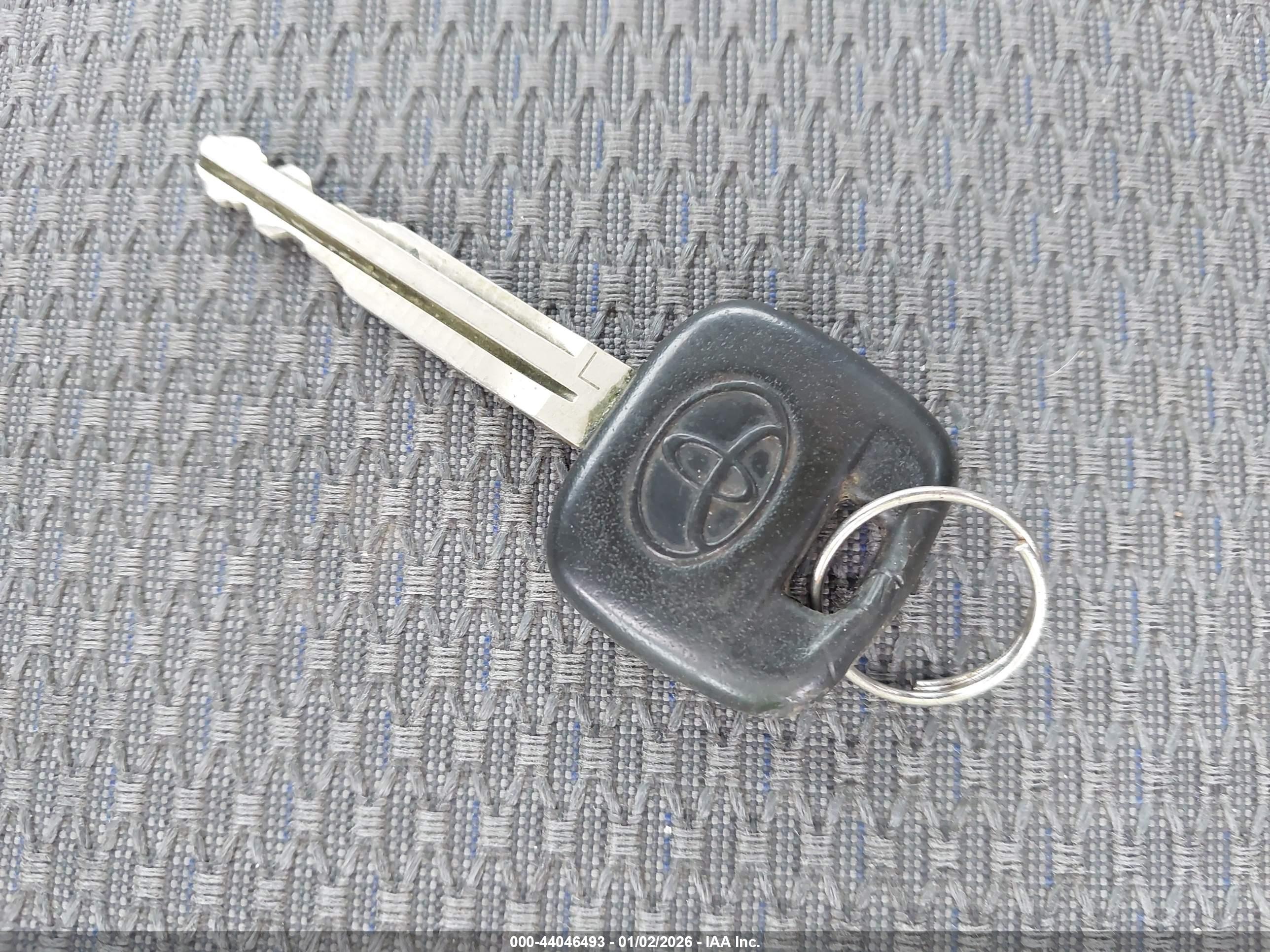 TOYOTA TACOMA image 11