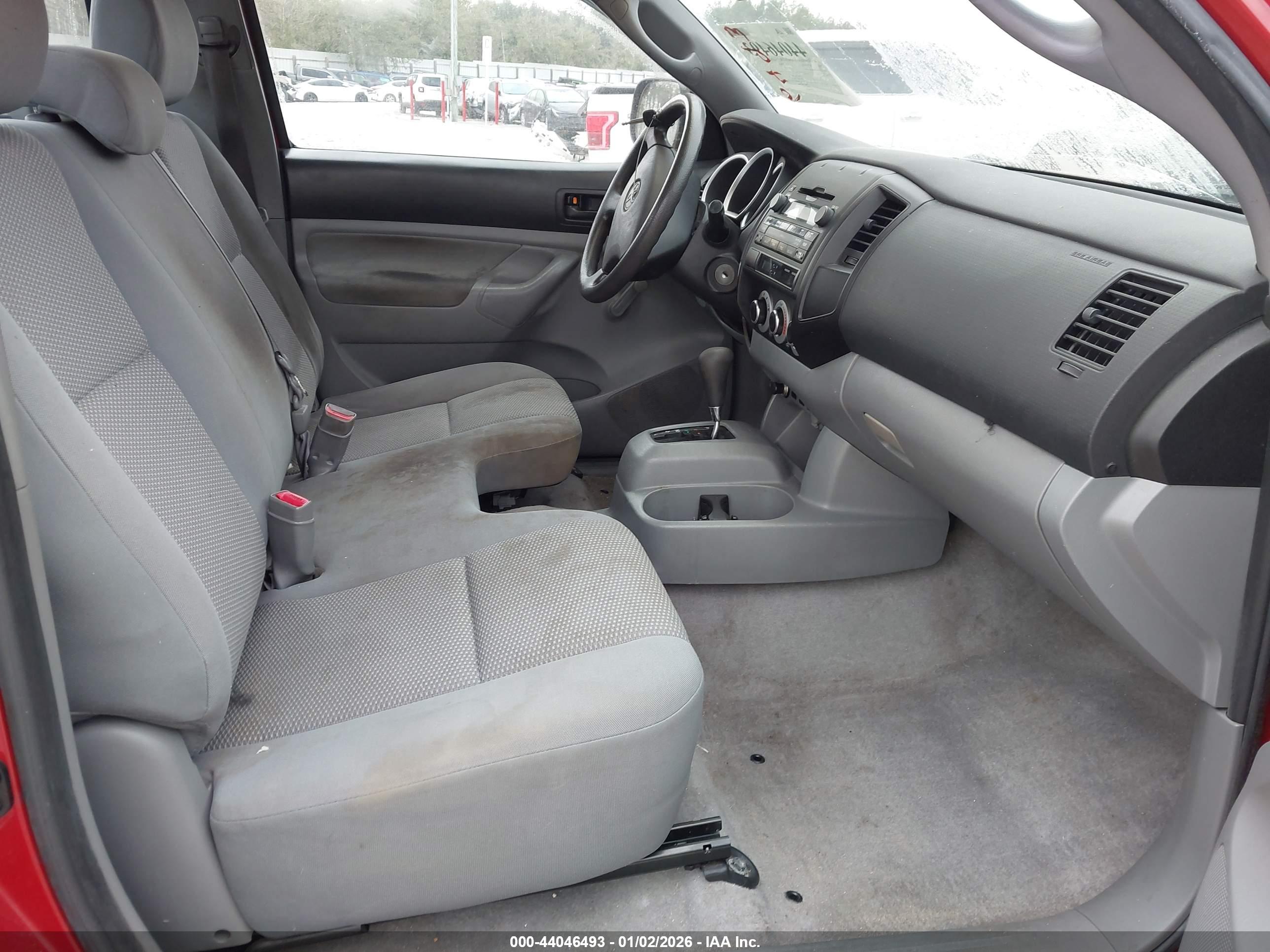TOYOTA TACOMA image 8