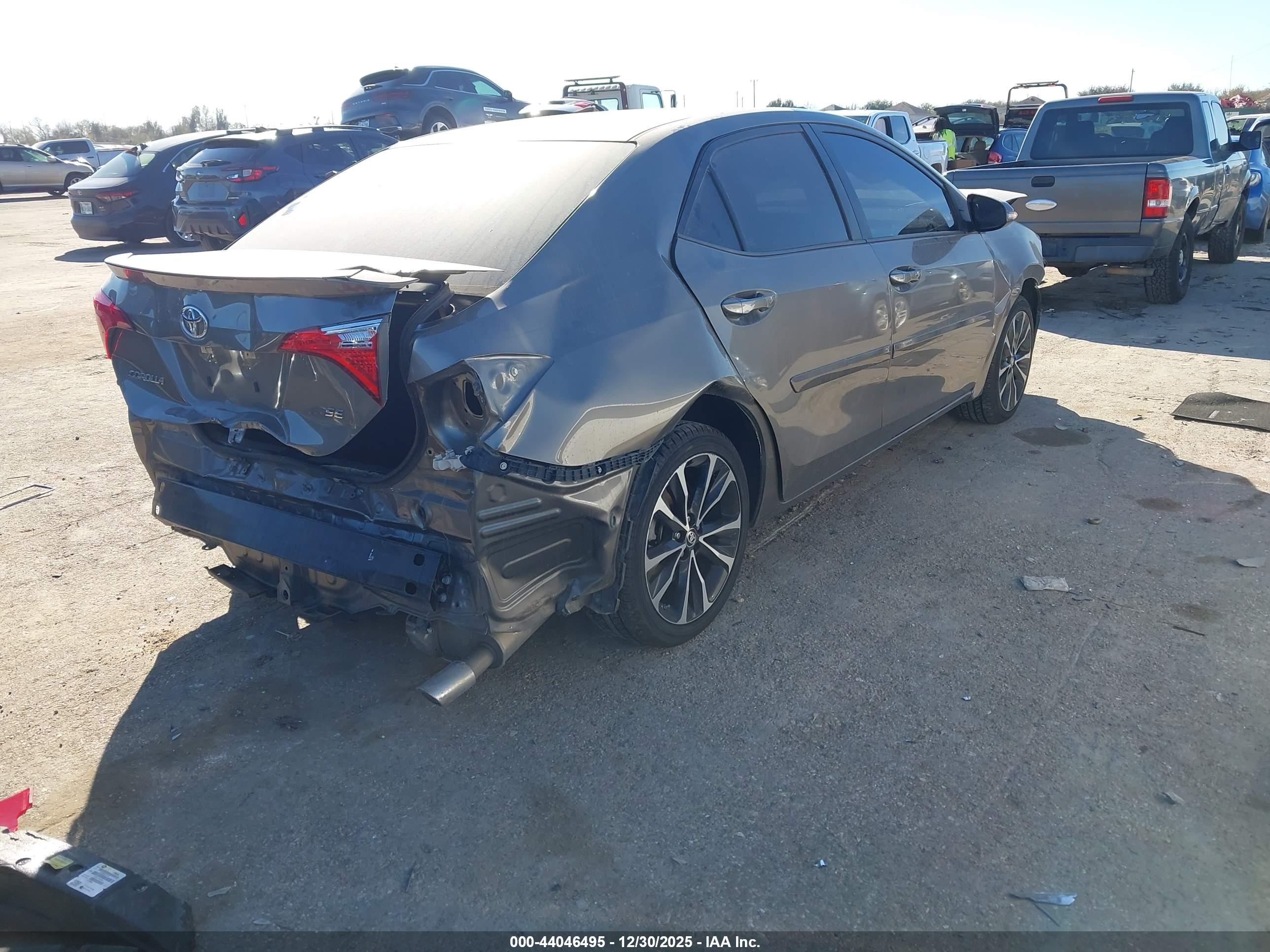 TOYOTA COROLLA image 4