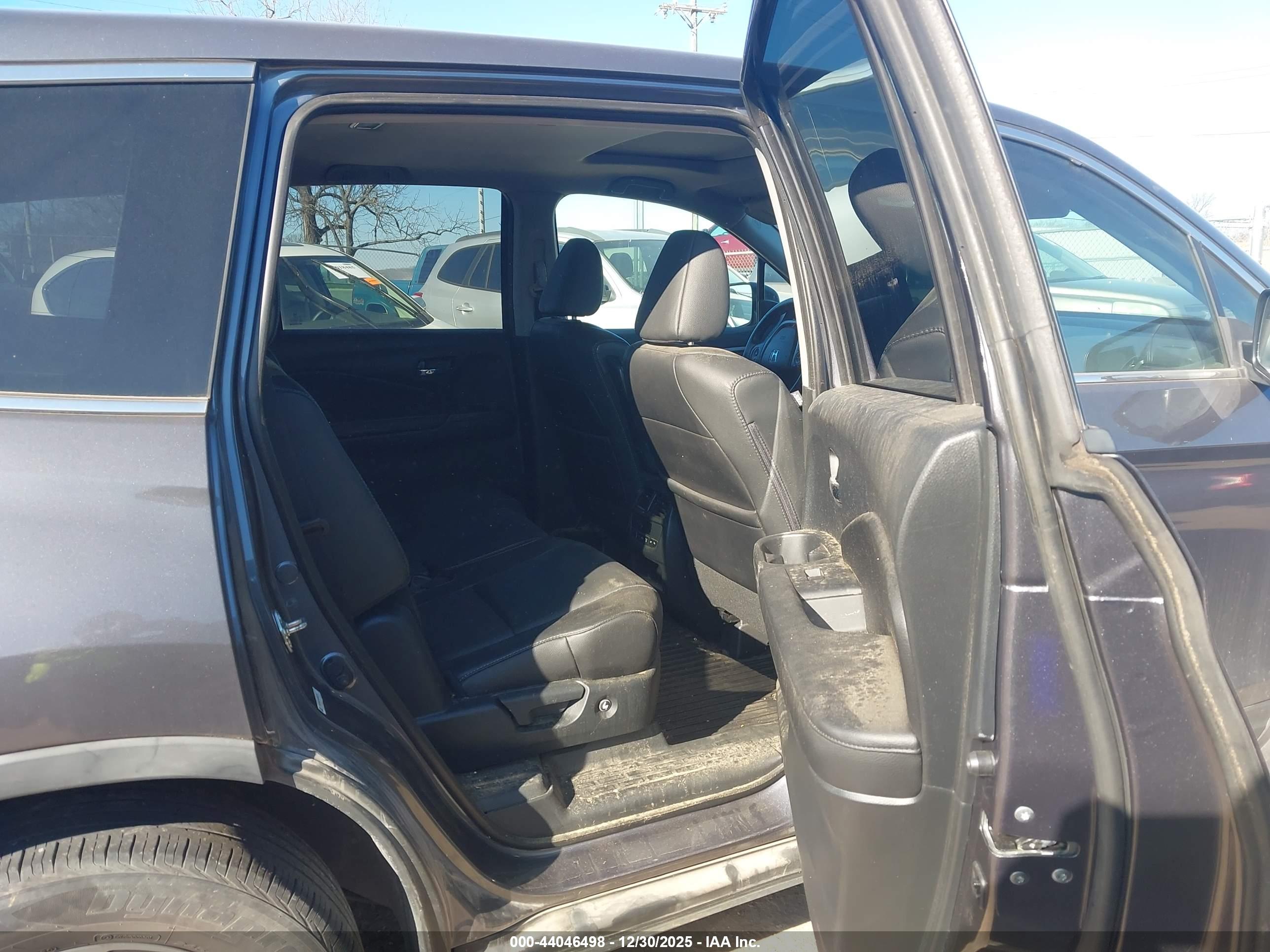 HONDA PILOT image 8
