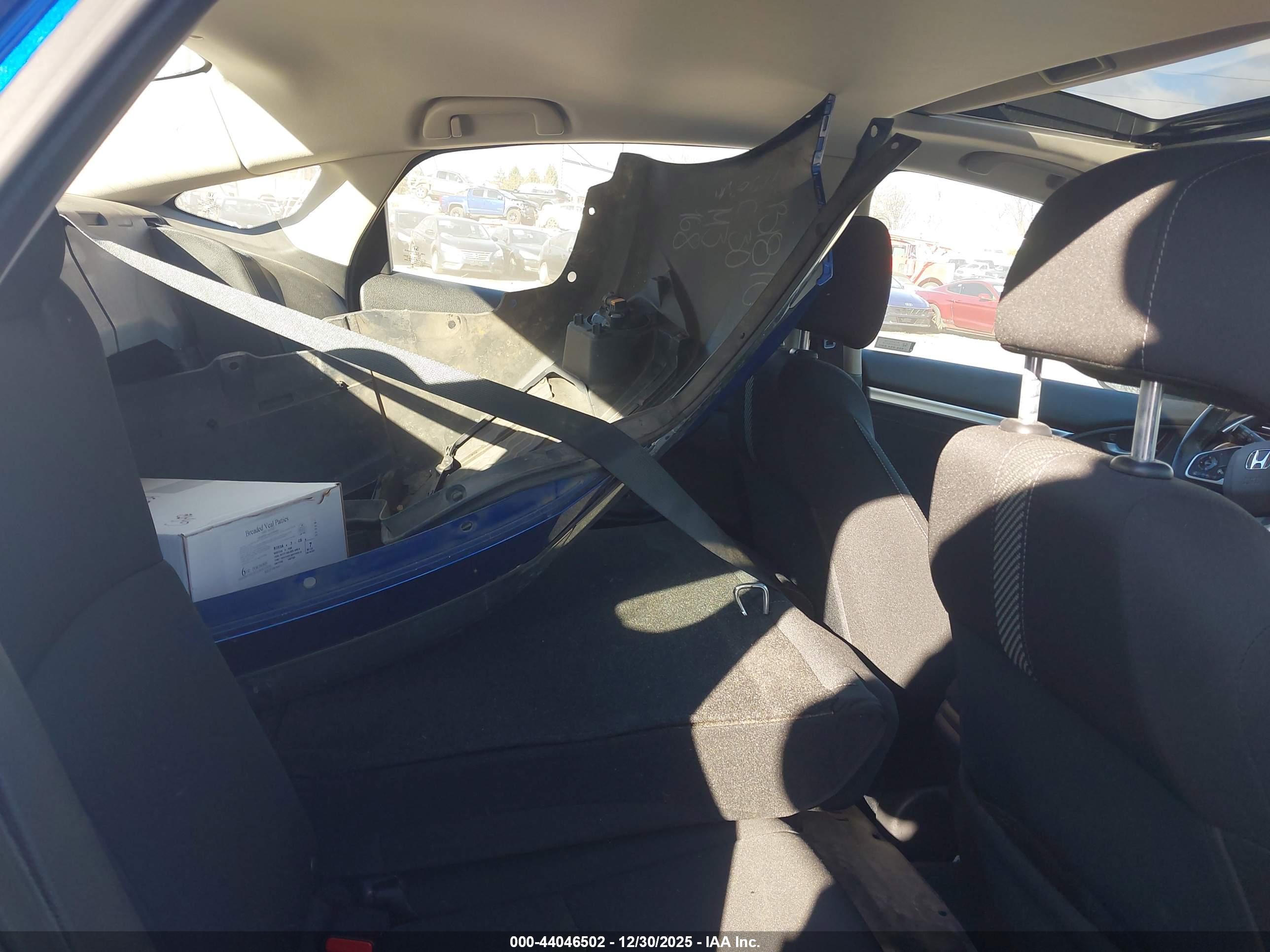 HONDA CIVIC image 8