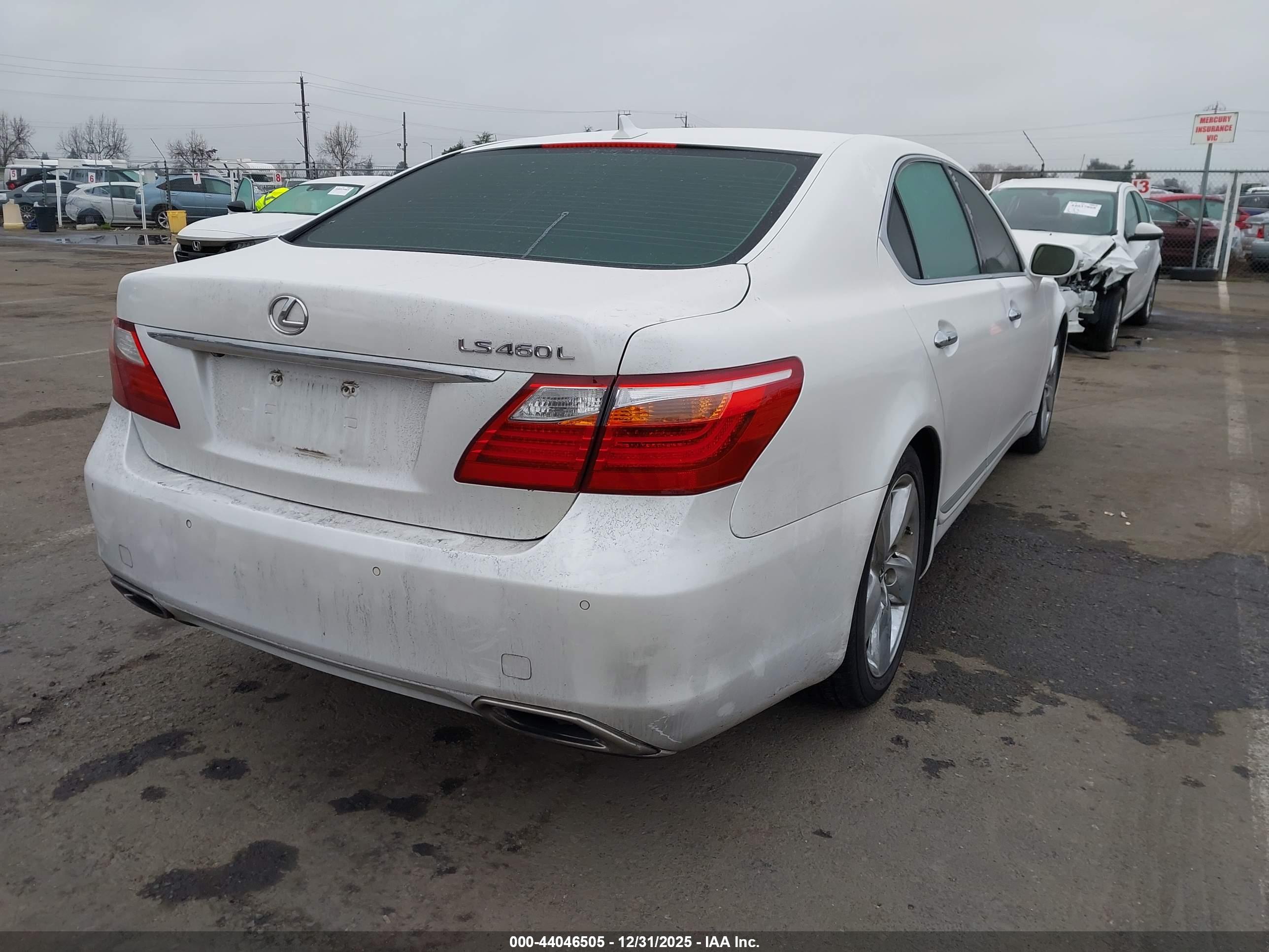LEXUS LS image 4