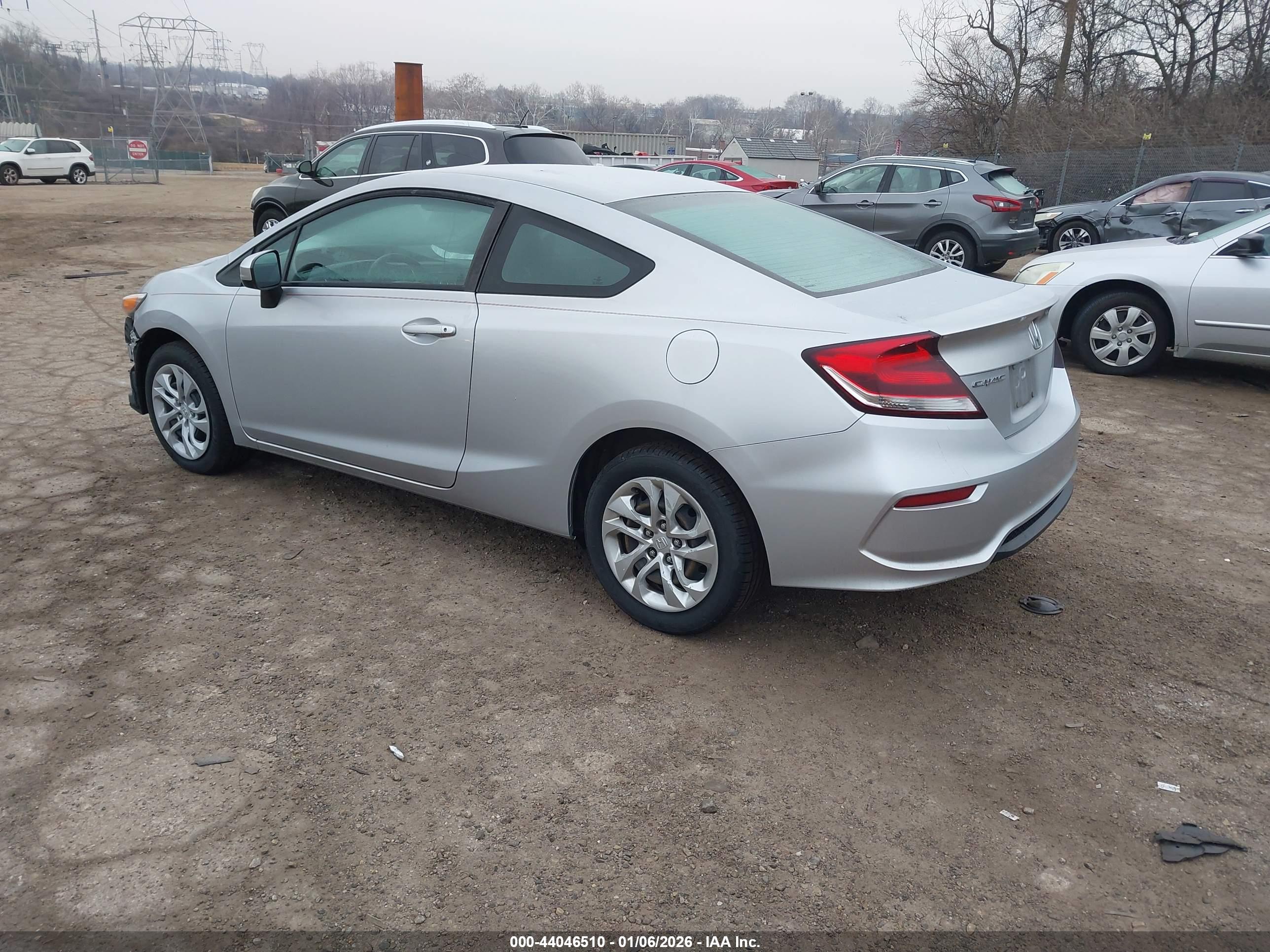 HONDA CIVIC image 3