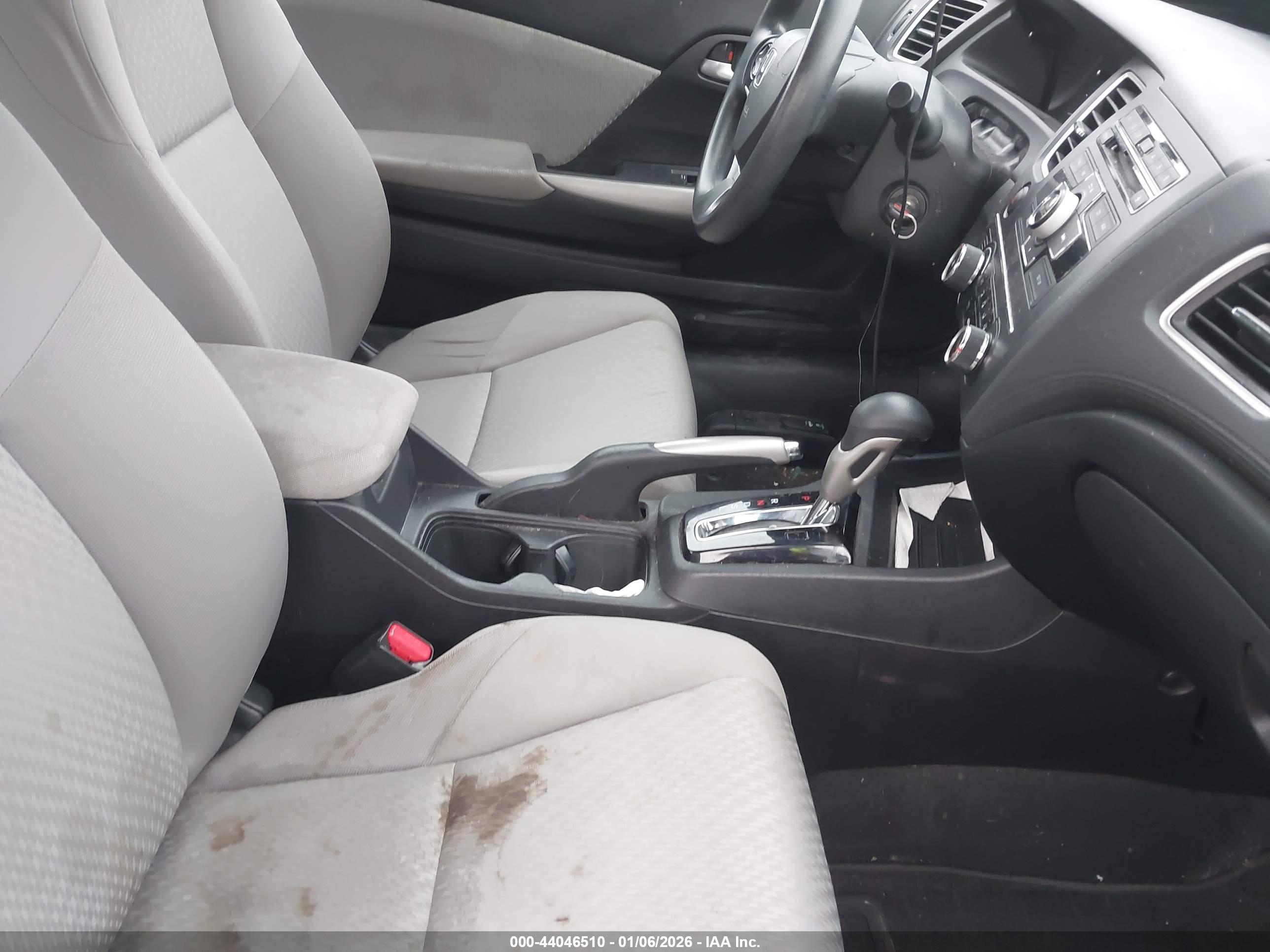 HONDA CIVIC image 5