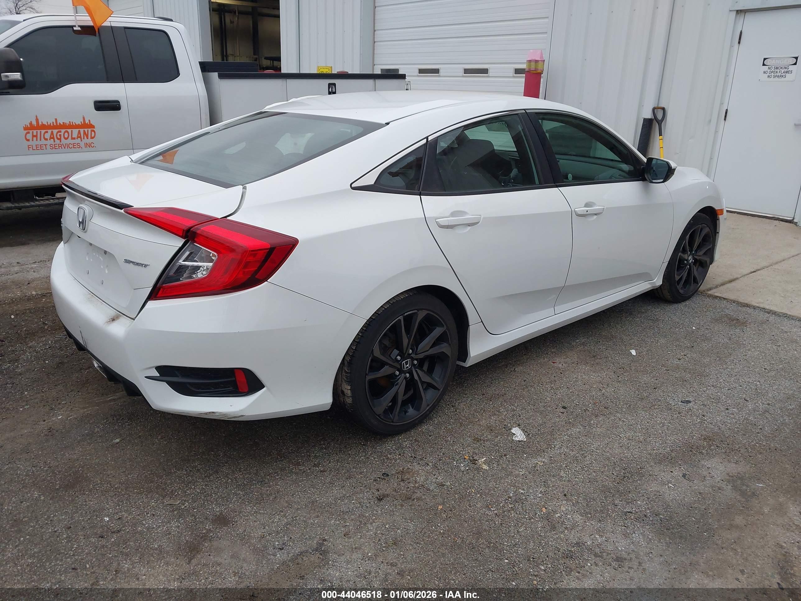 HONDA CIVIC image 4