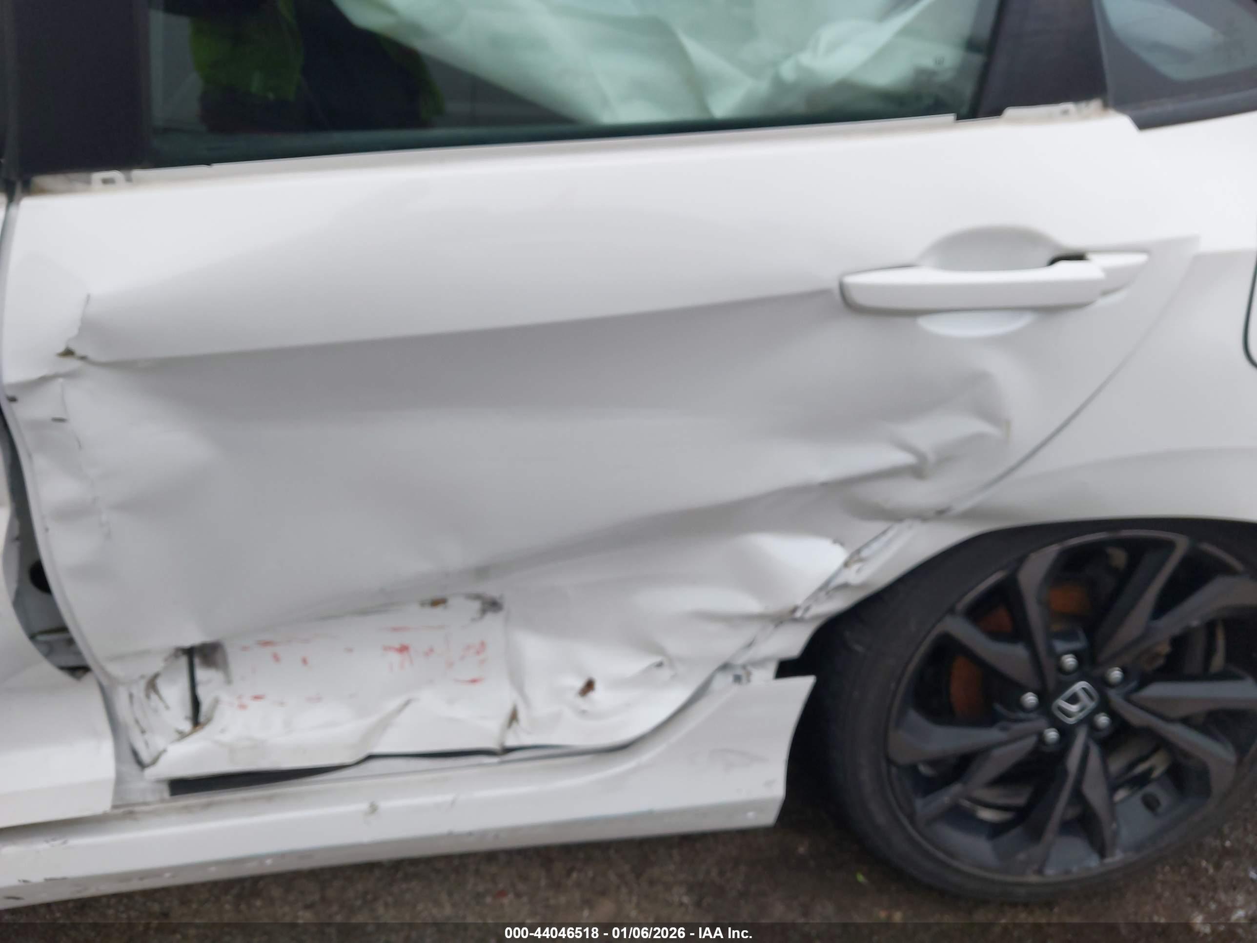HONDA CIVIC image 6
