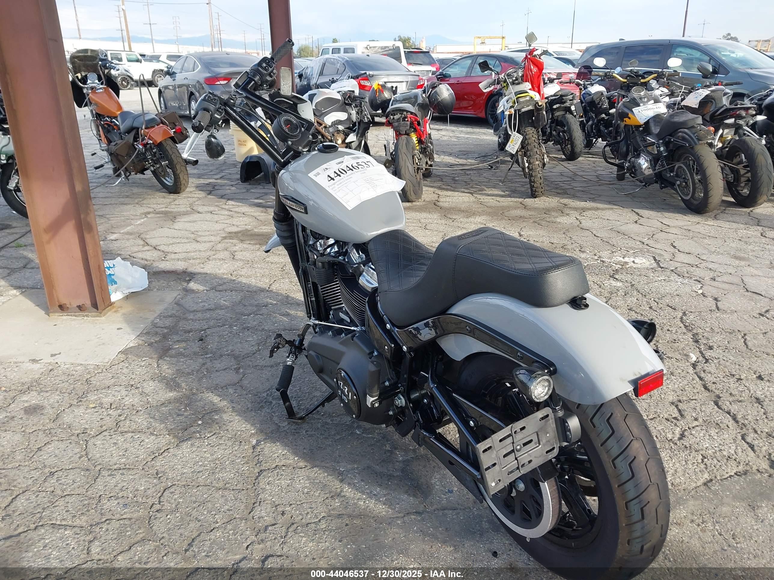 HARLEY-DAVIDSON FXBB image 3