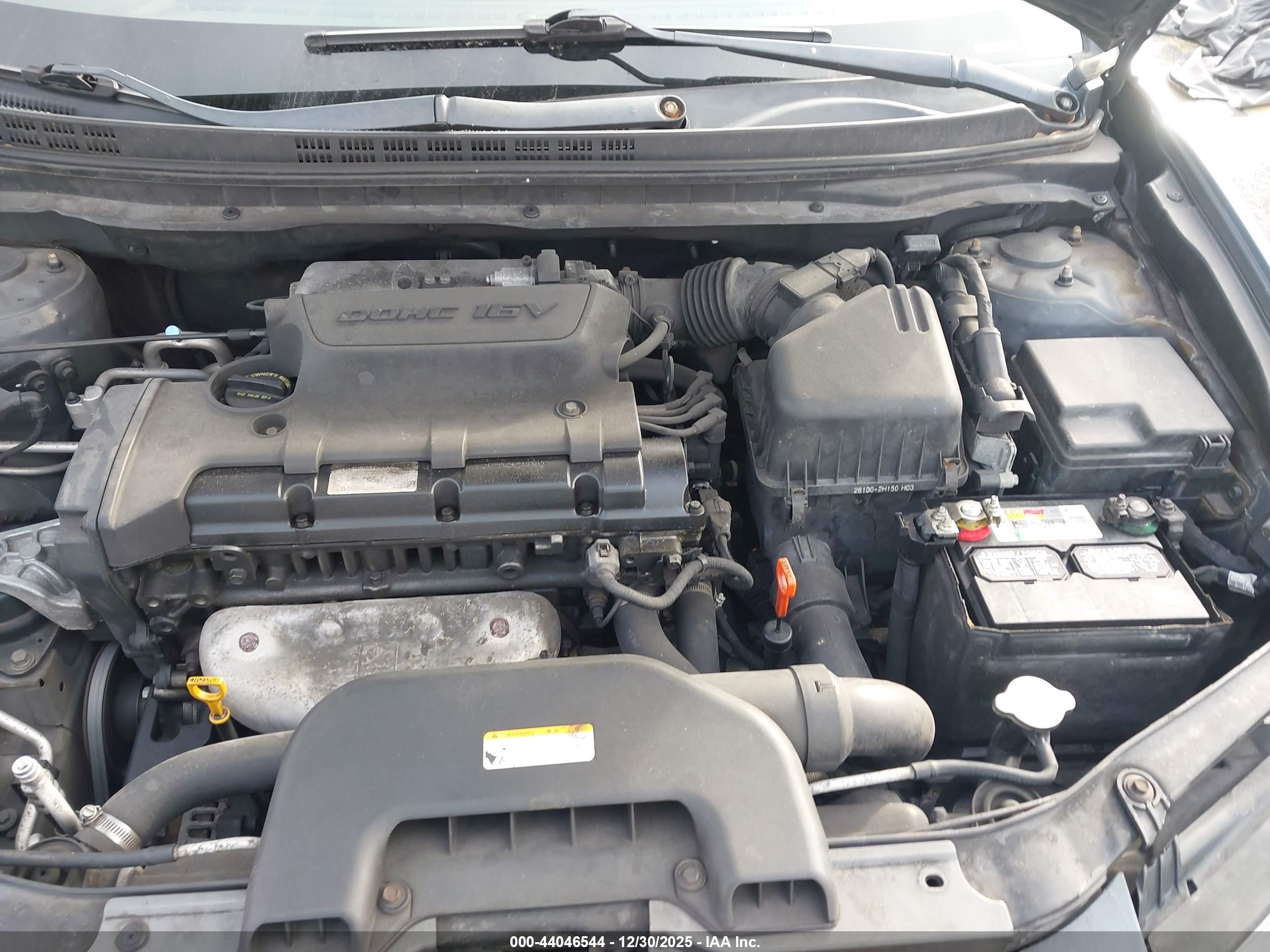 HYUNDAI ELANTRA image 10