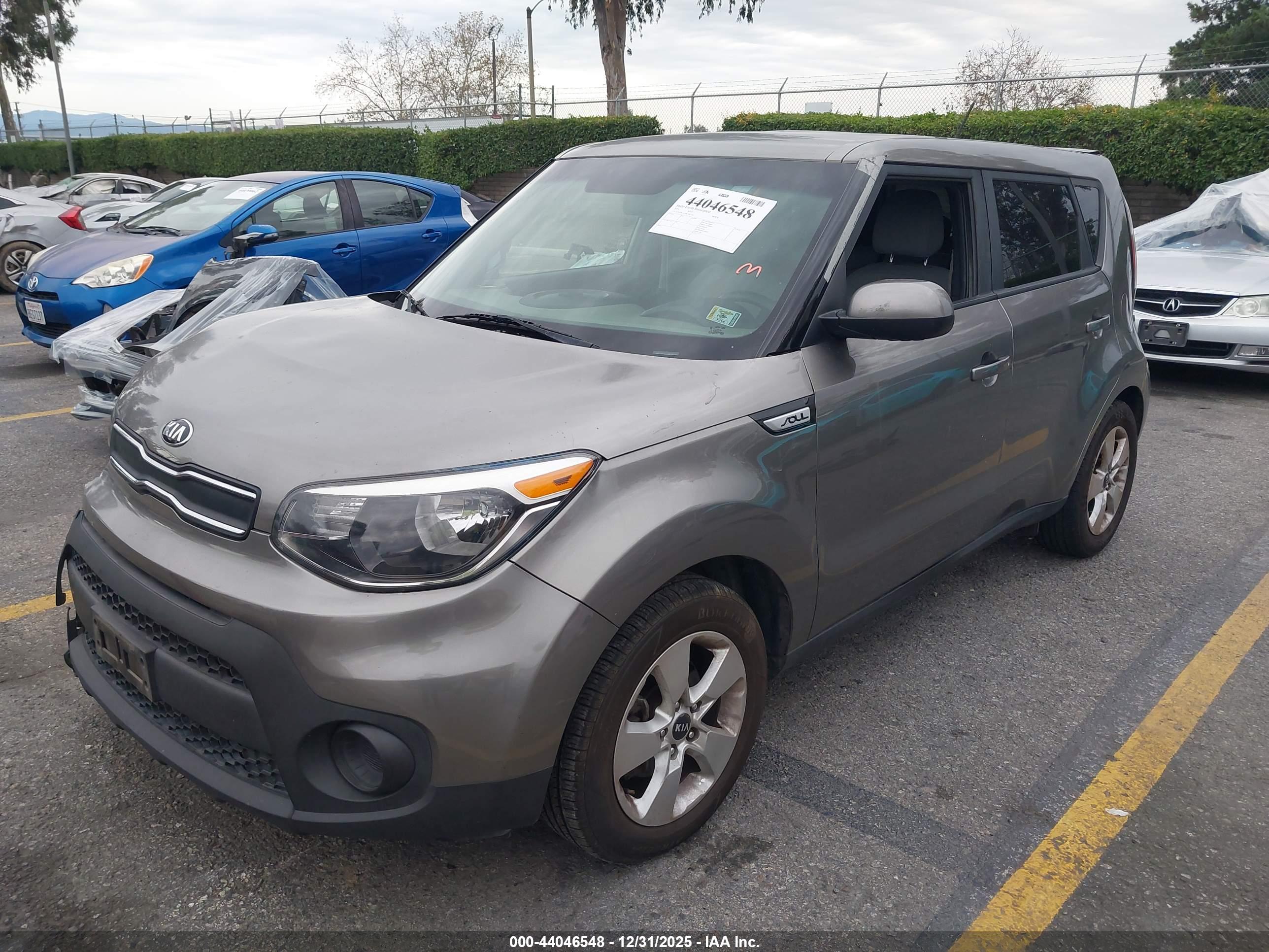 KIA SOUL image 2