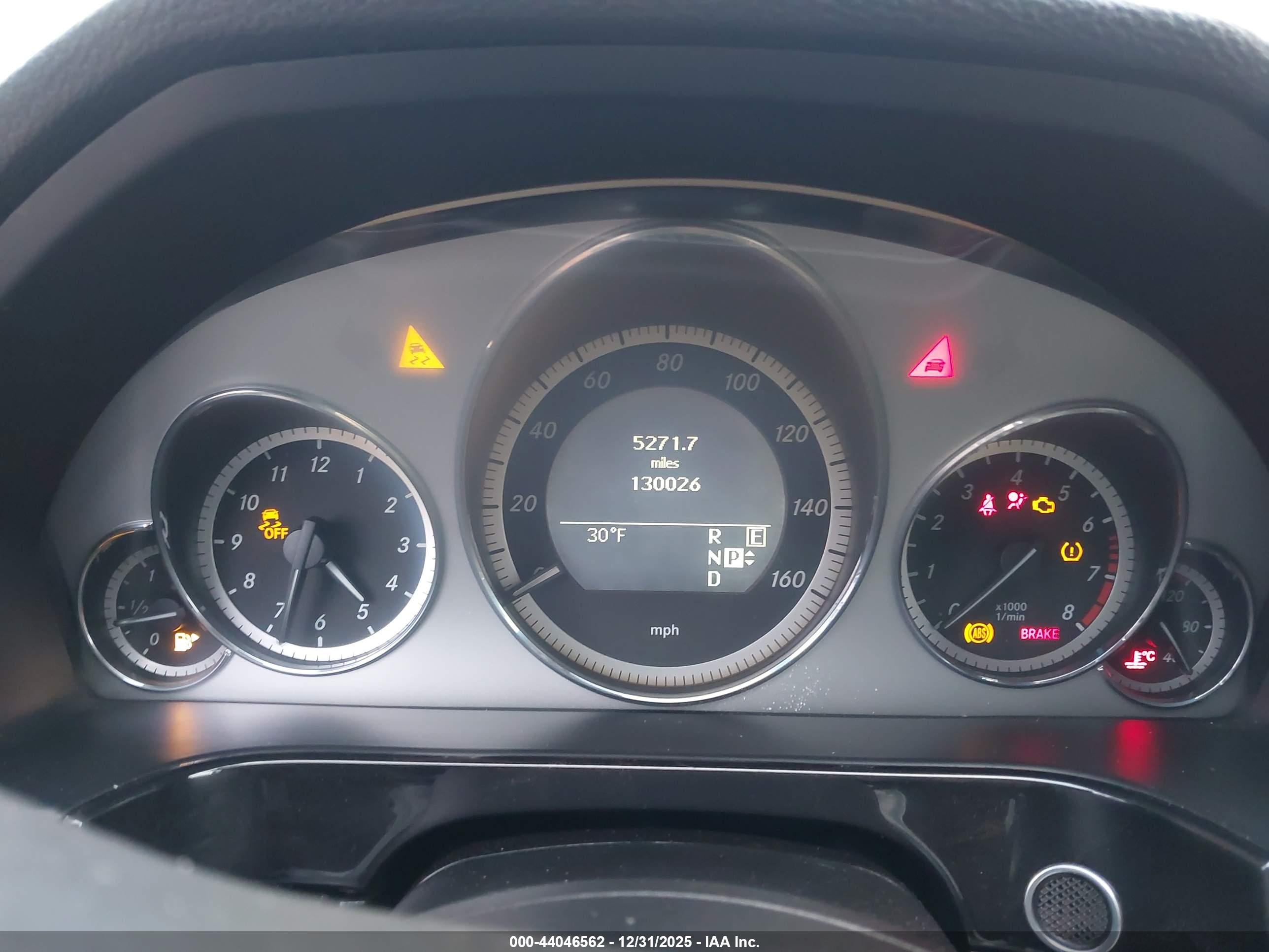 MERCEDES-BENZ E image 7